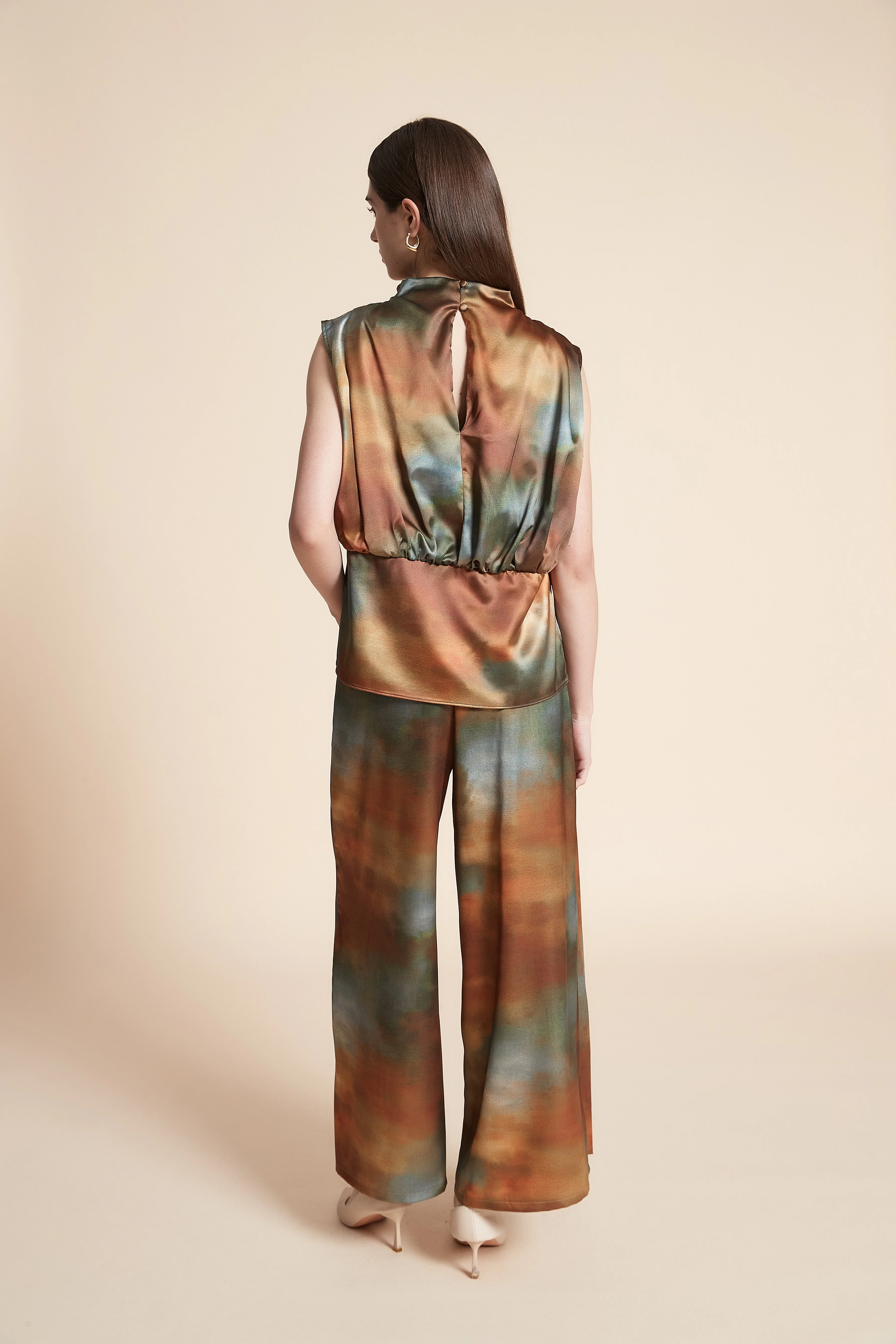 Mid-Length Sleeveless Printed Blouse - Image 7