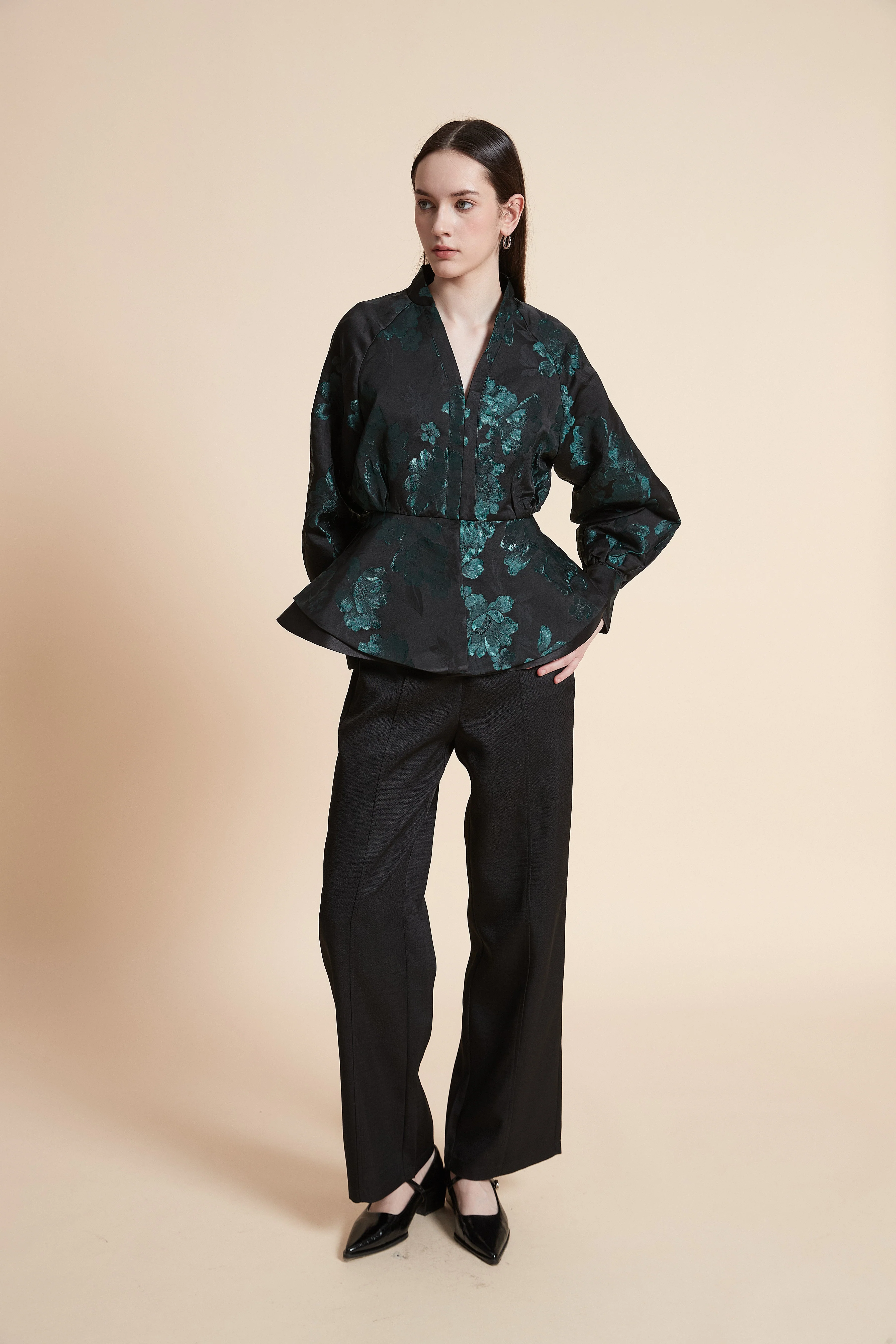 Long Sleeve Ruched Printed Jacket - Image 3