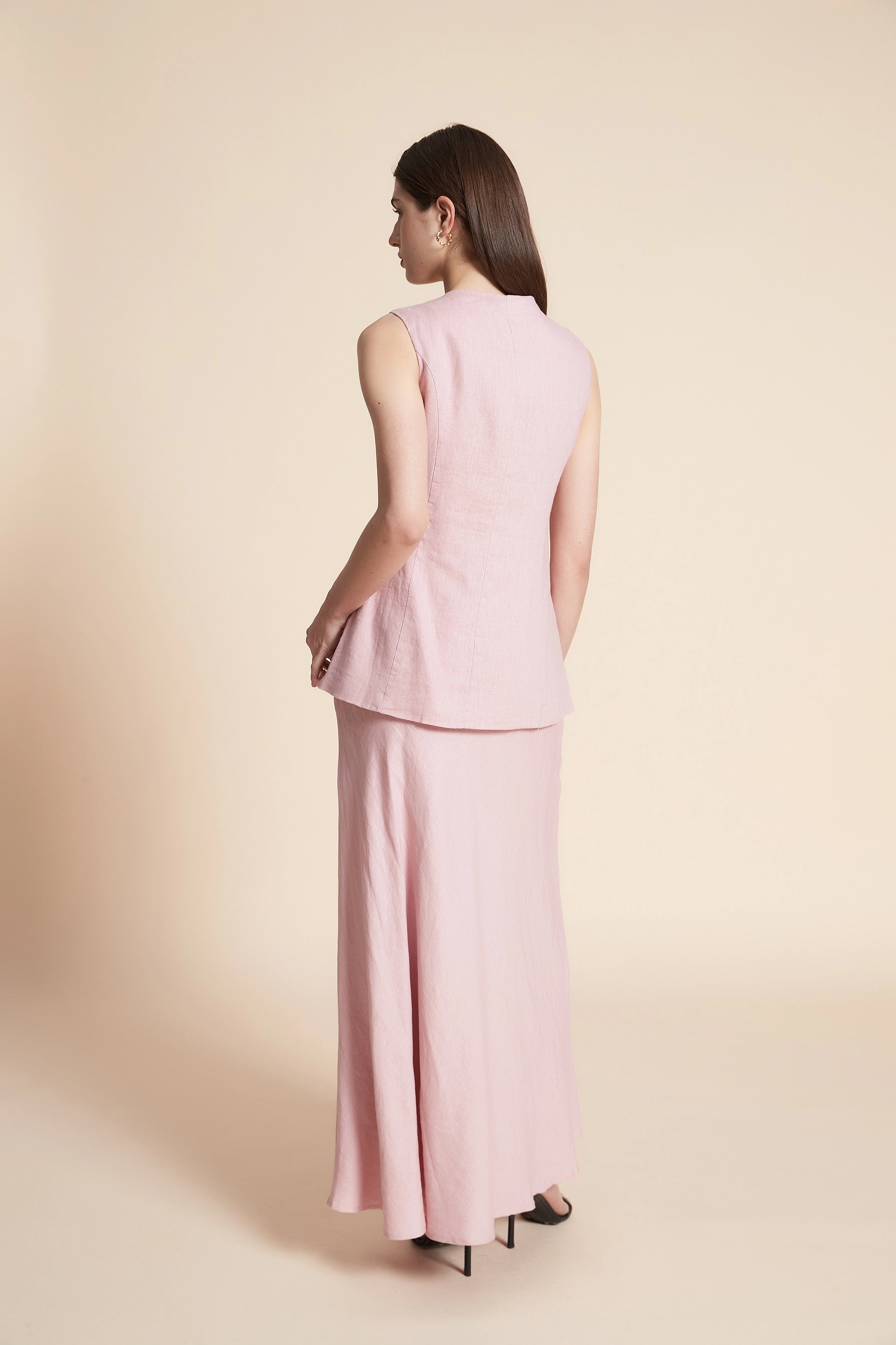 Plain Waist-Length Sleeveless Vest - Image 5