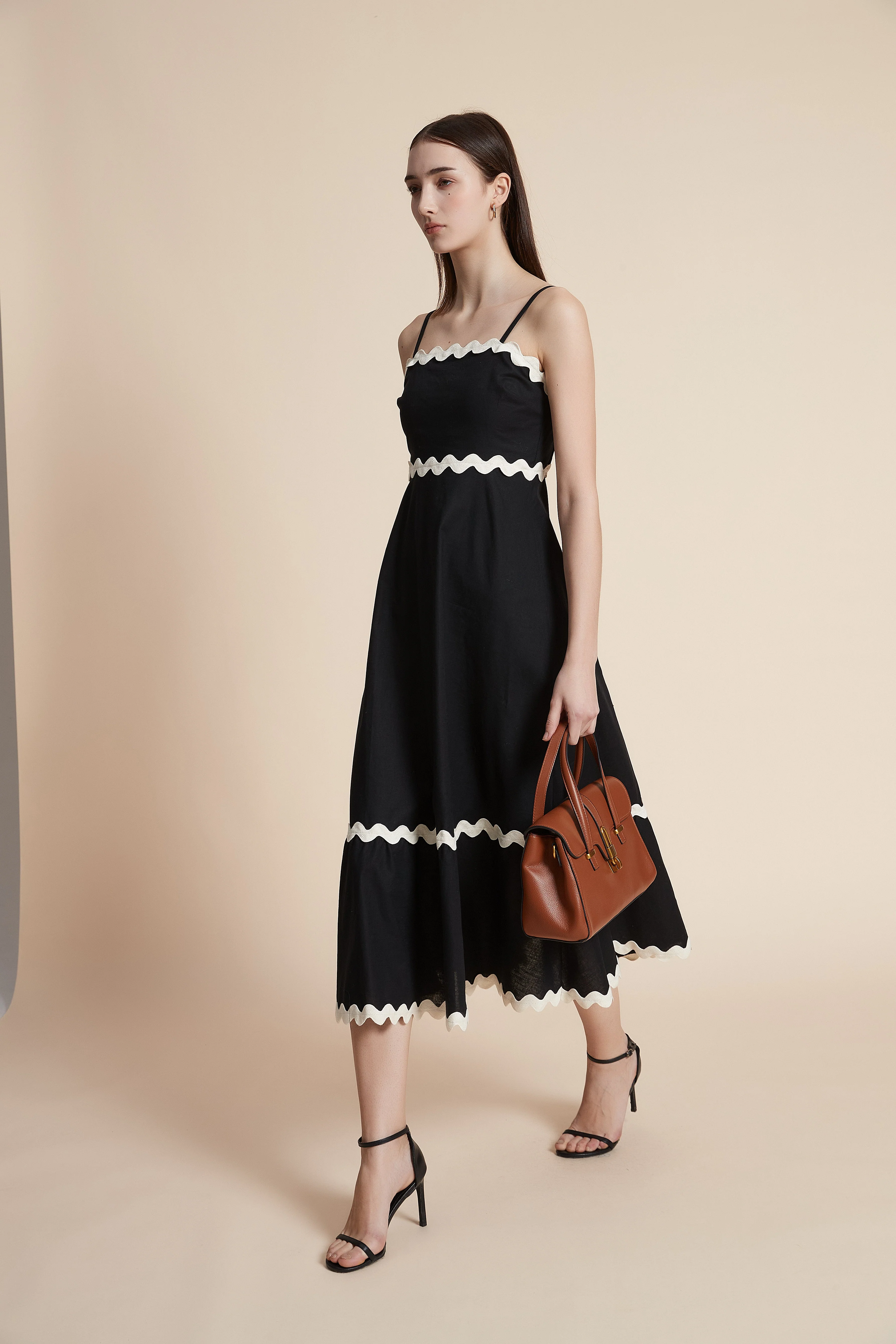 Wide-leg strap midi dress - Image 5