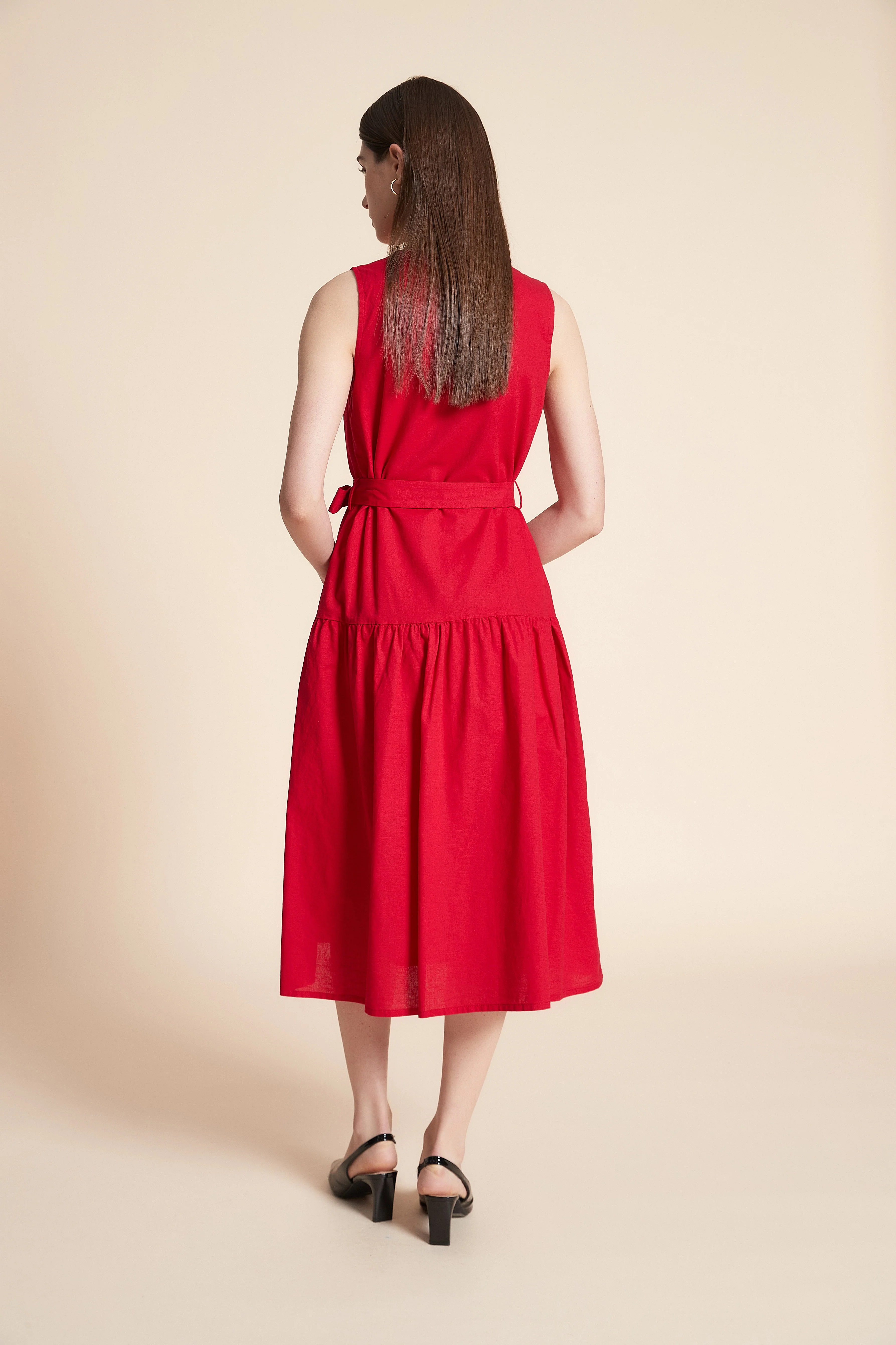 Solid Midi Sleeveless Dress with Belt - Image 10