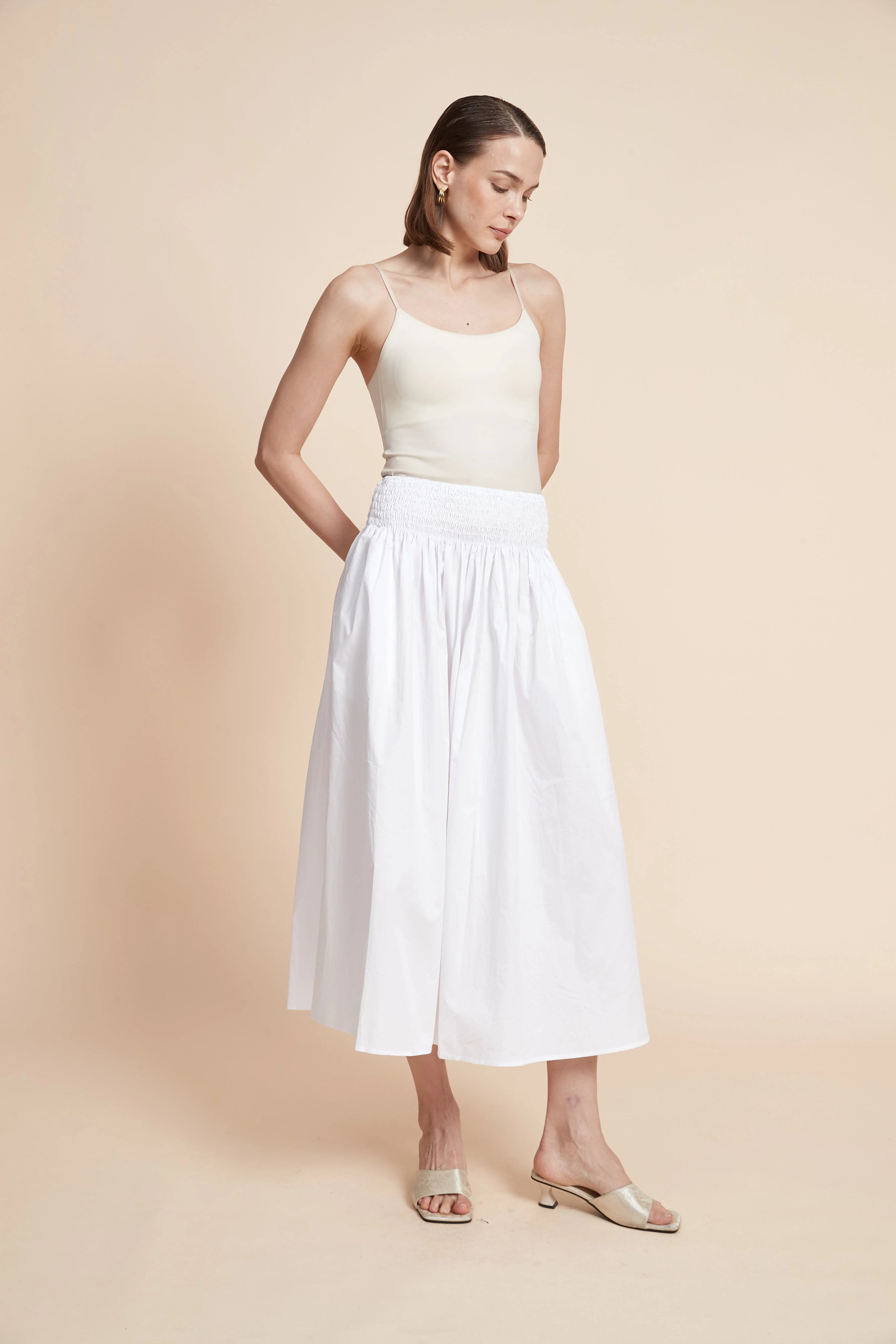 Pleated Plain Midi Skirt - Image 2