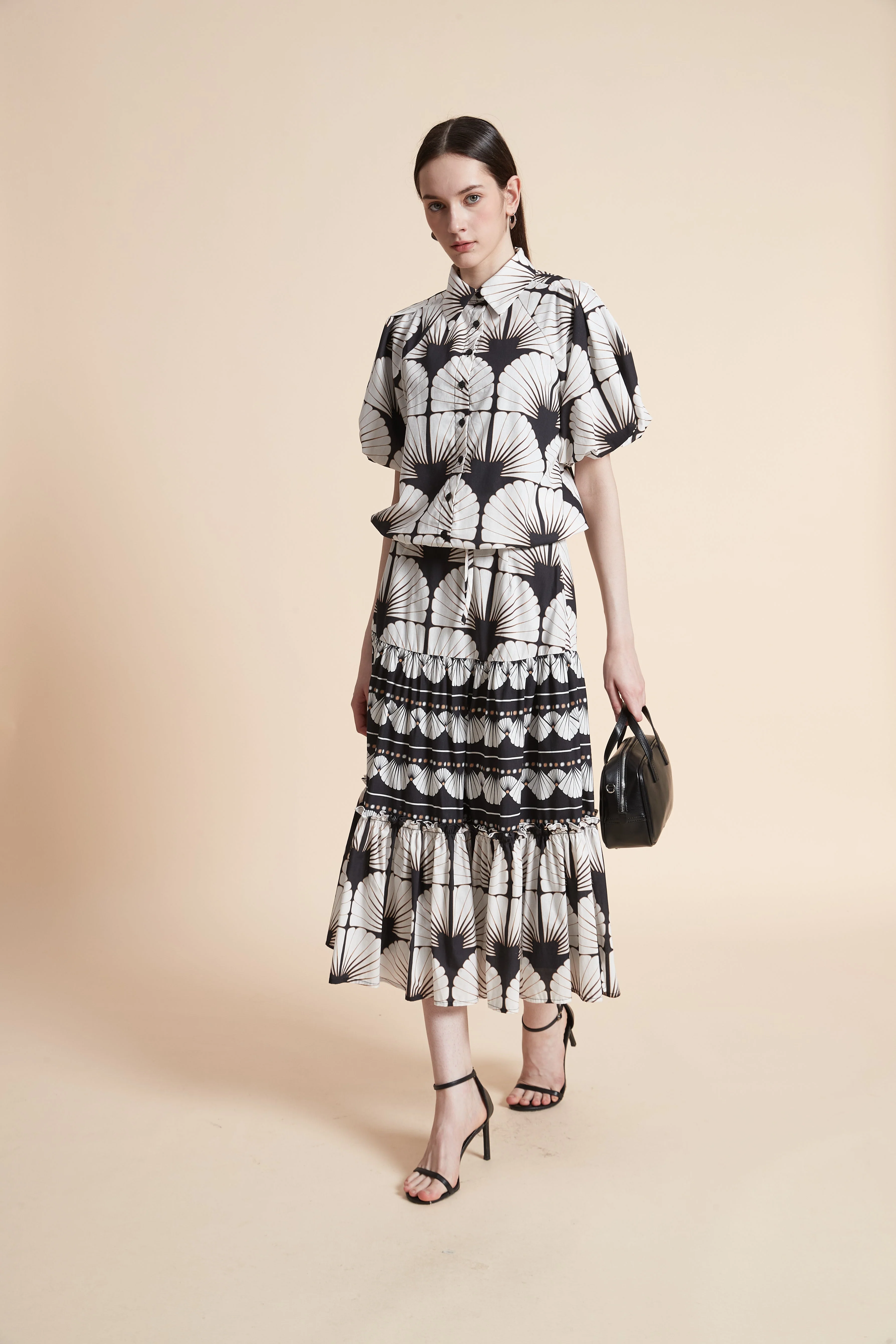Printed Short Sleeve Blouse - Image 4