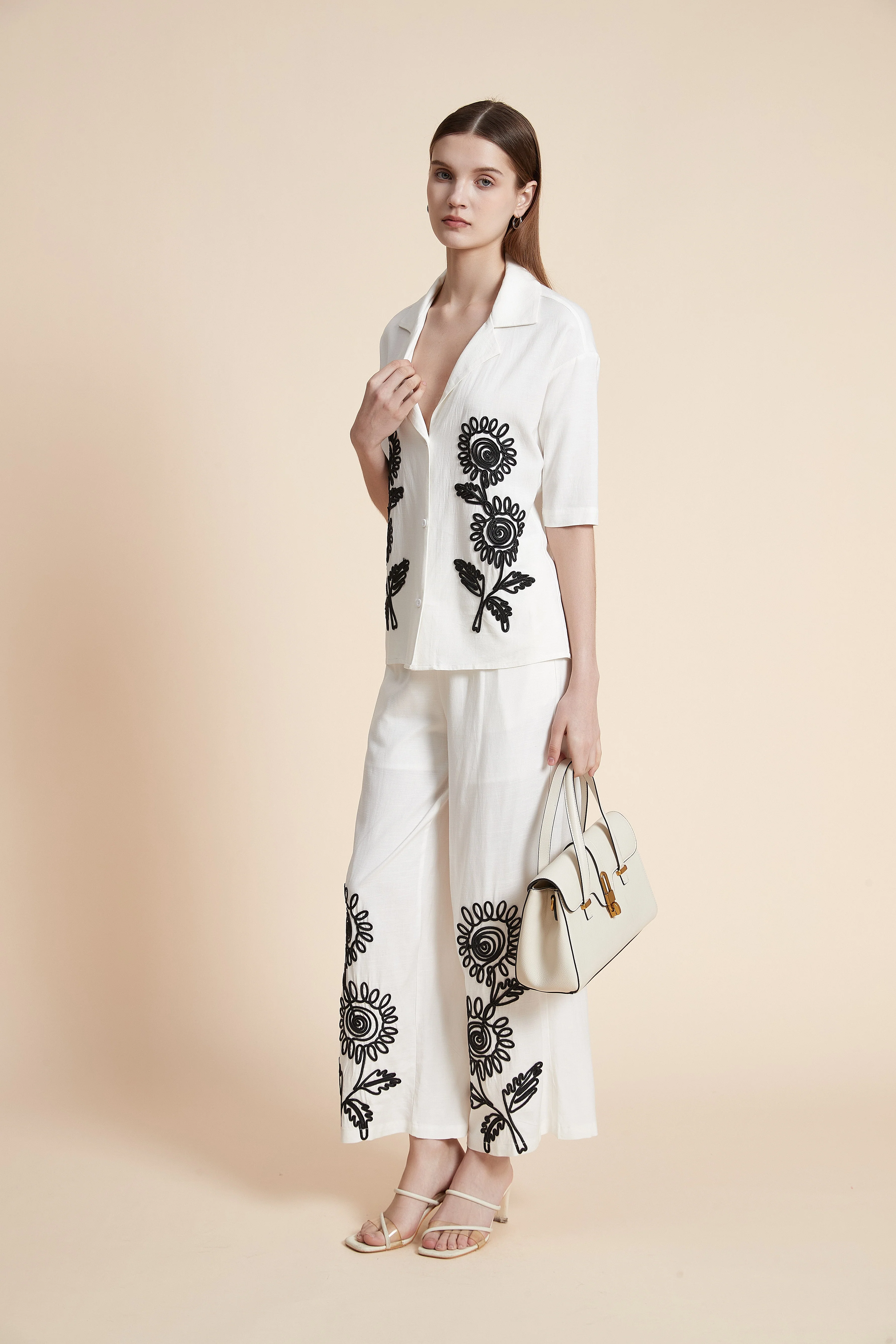 Printed Cropped Pants - Image 4