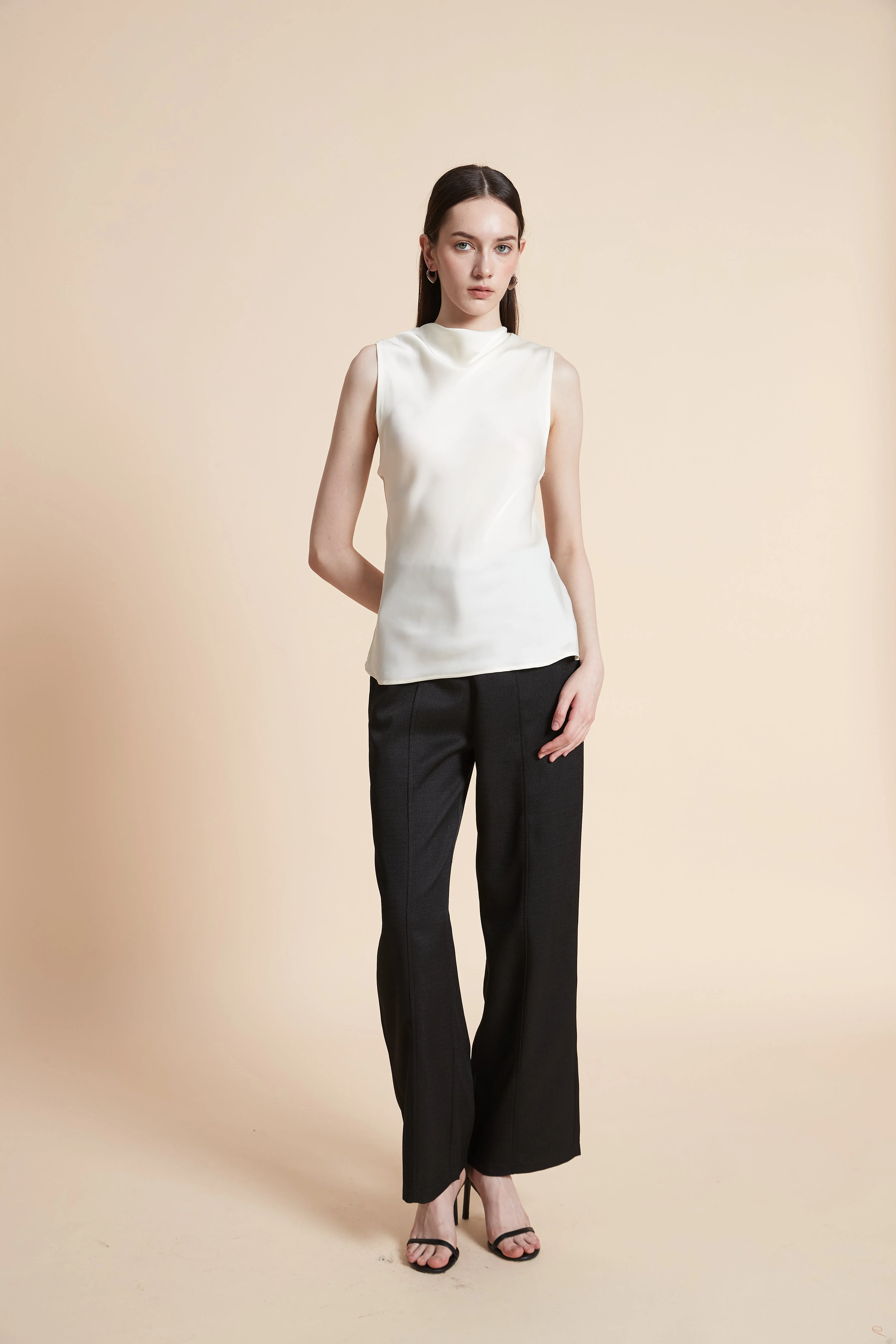 Soft Sleeveless Solid Blouse - Image 3