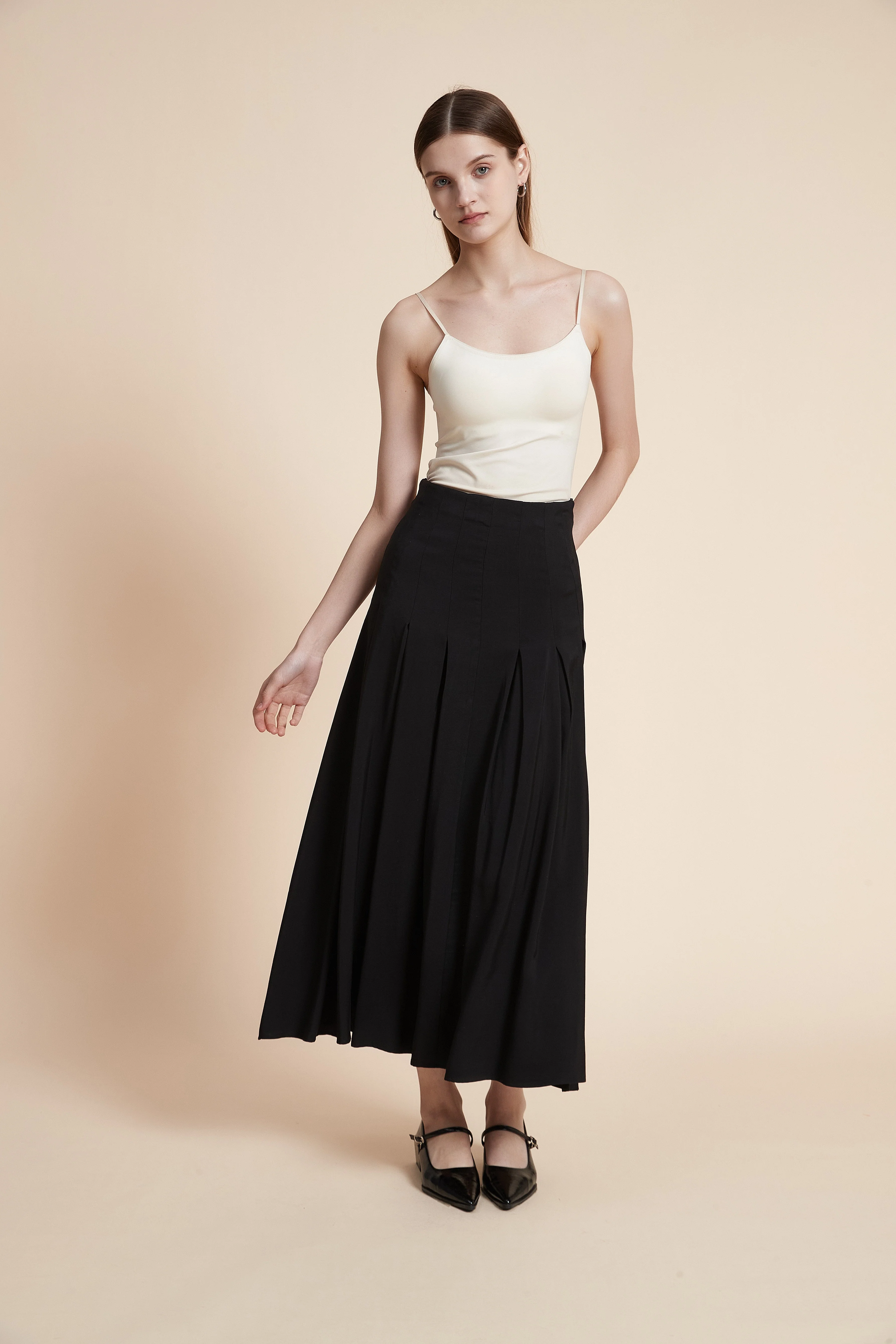 Pleated Solid Long Skirt - Image 2