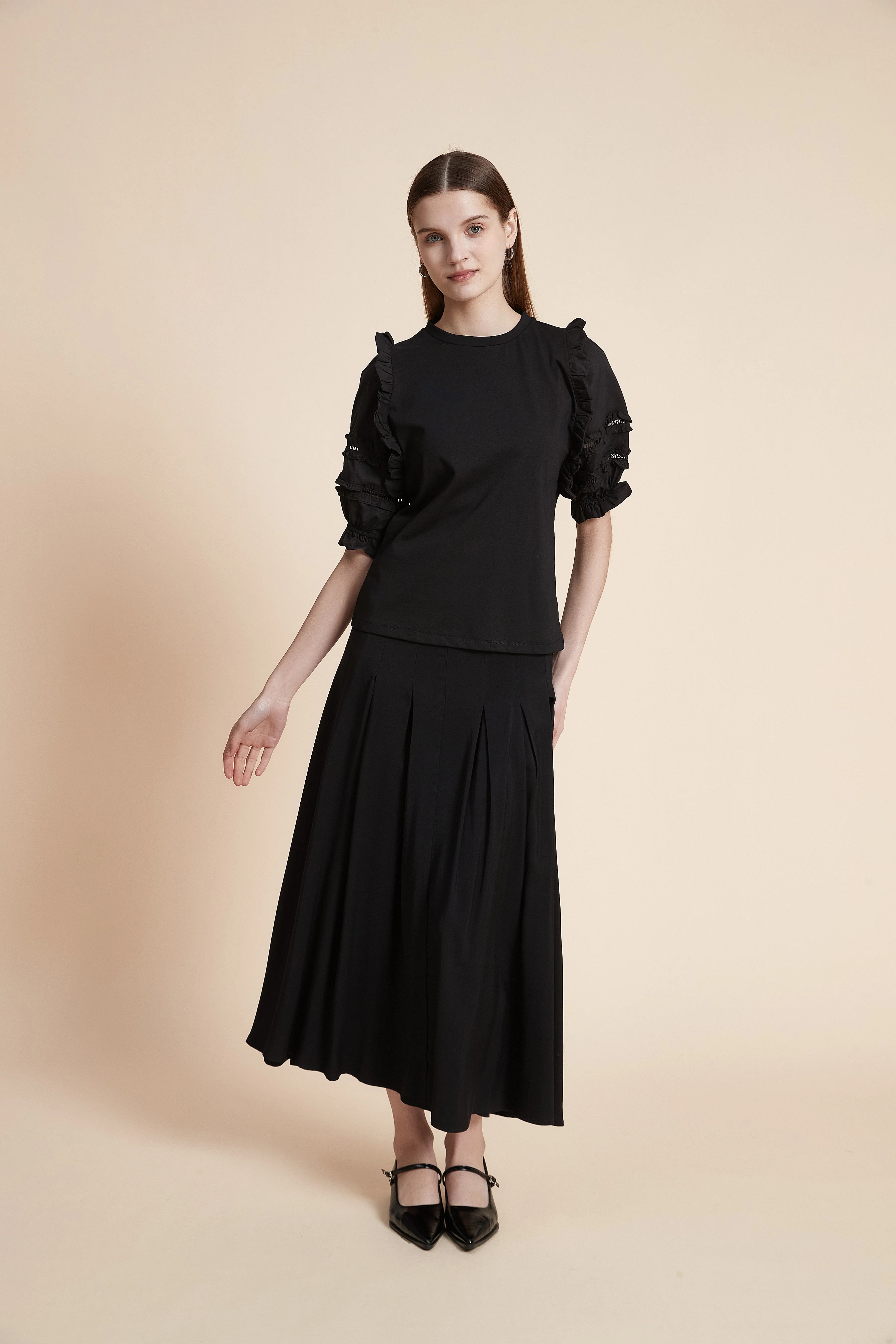 Pleated Solid Long Skirt - Image 4
