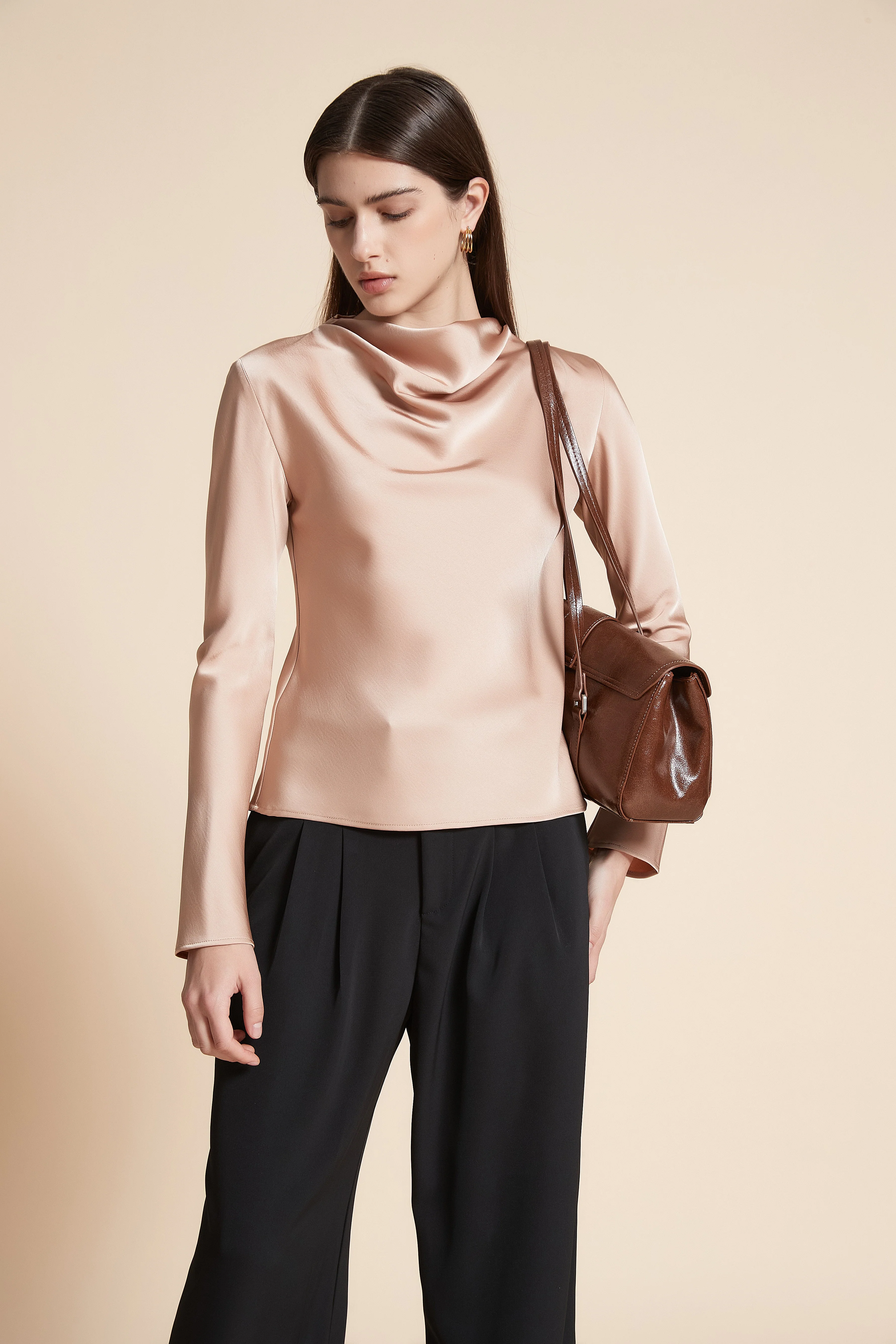 Solid Waist-Length Long Sleeve Blouse - Image 9