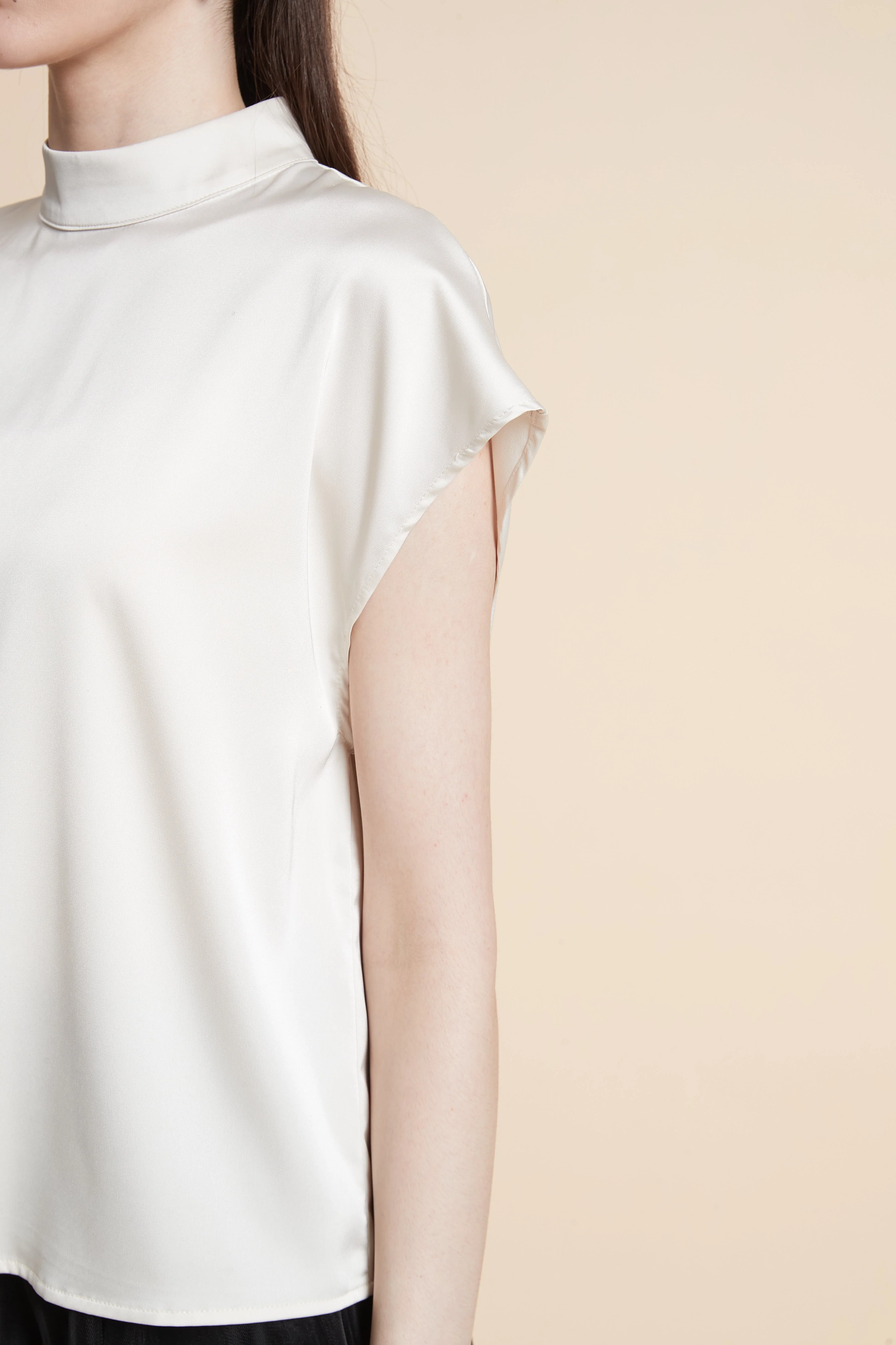 Solid Color Short Sleeve Blouse - Image 6