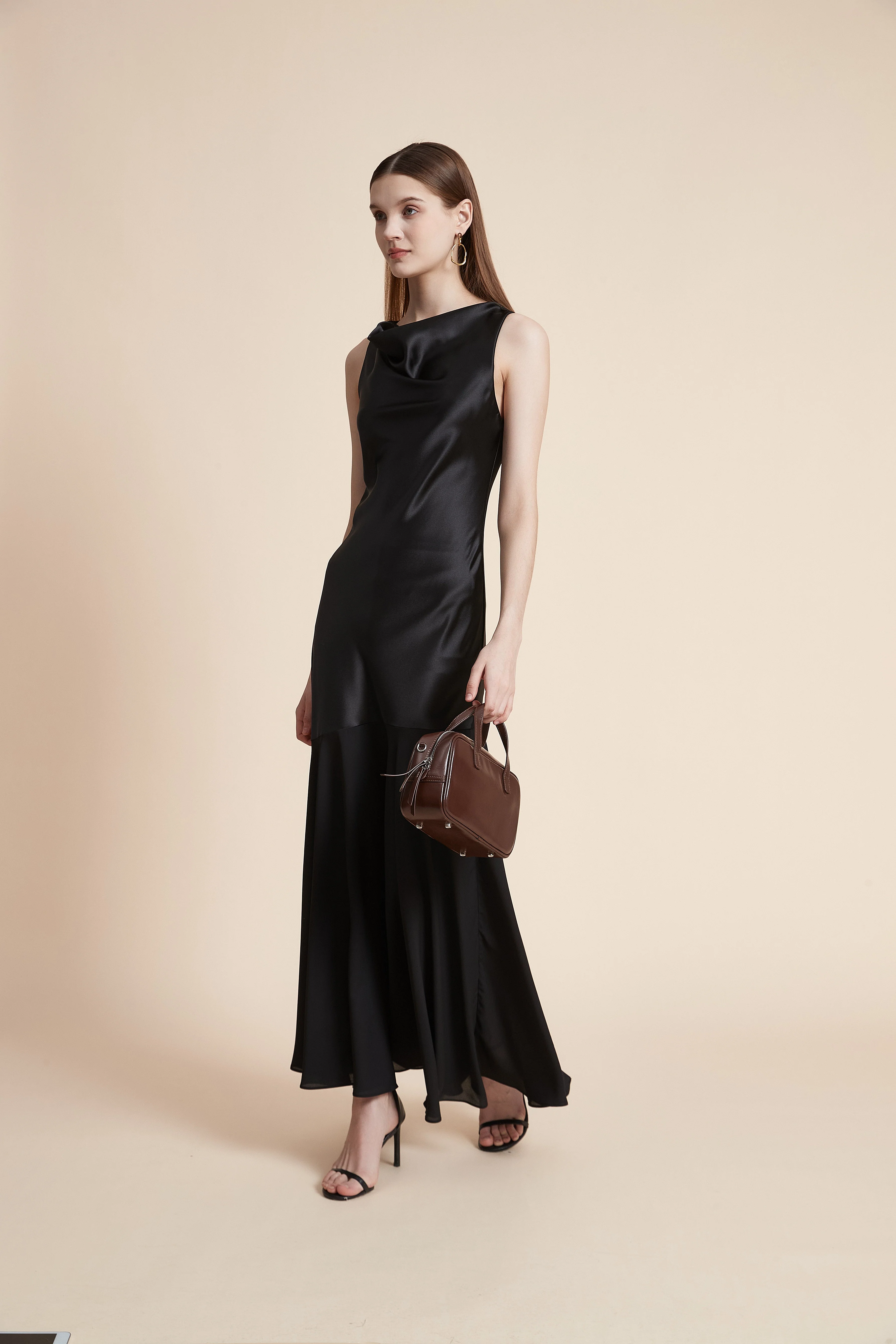 Sleeveless Plain Maxi Dress - Image 2