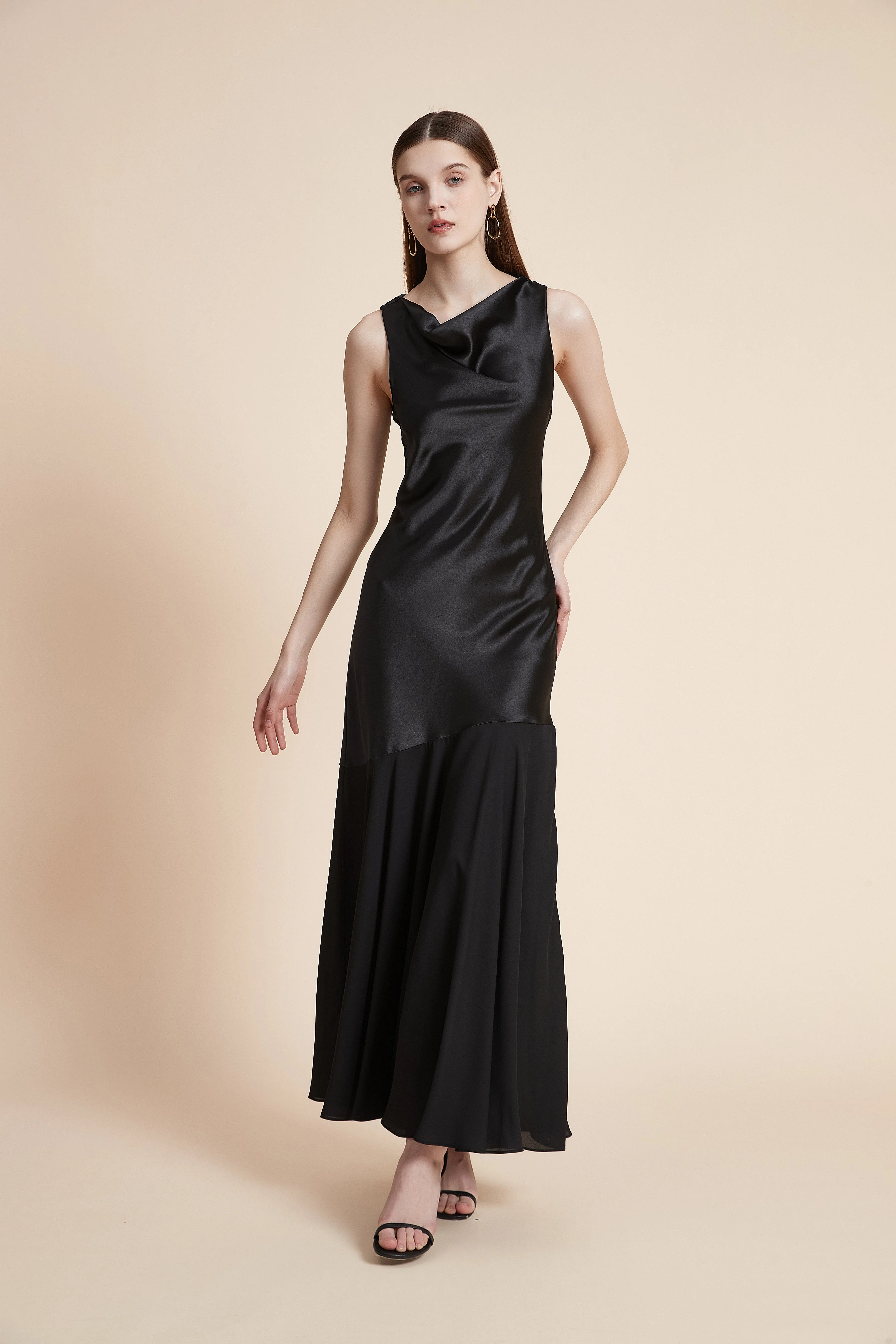 Sleeveless Plain Maxi Dress - Image 3