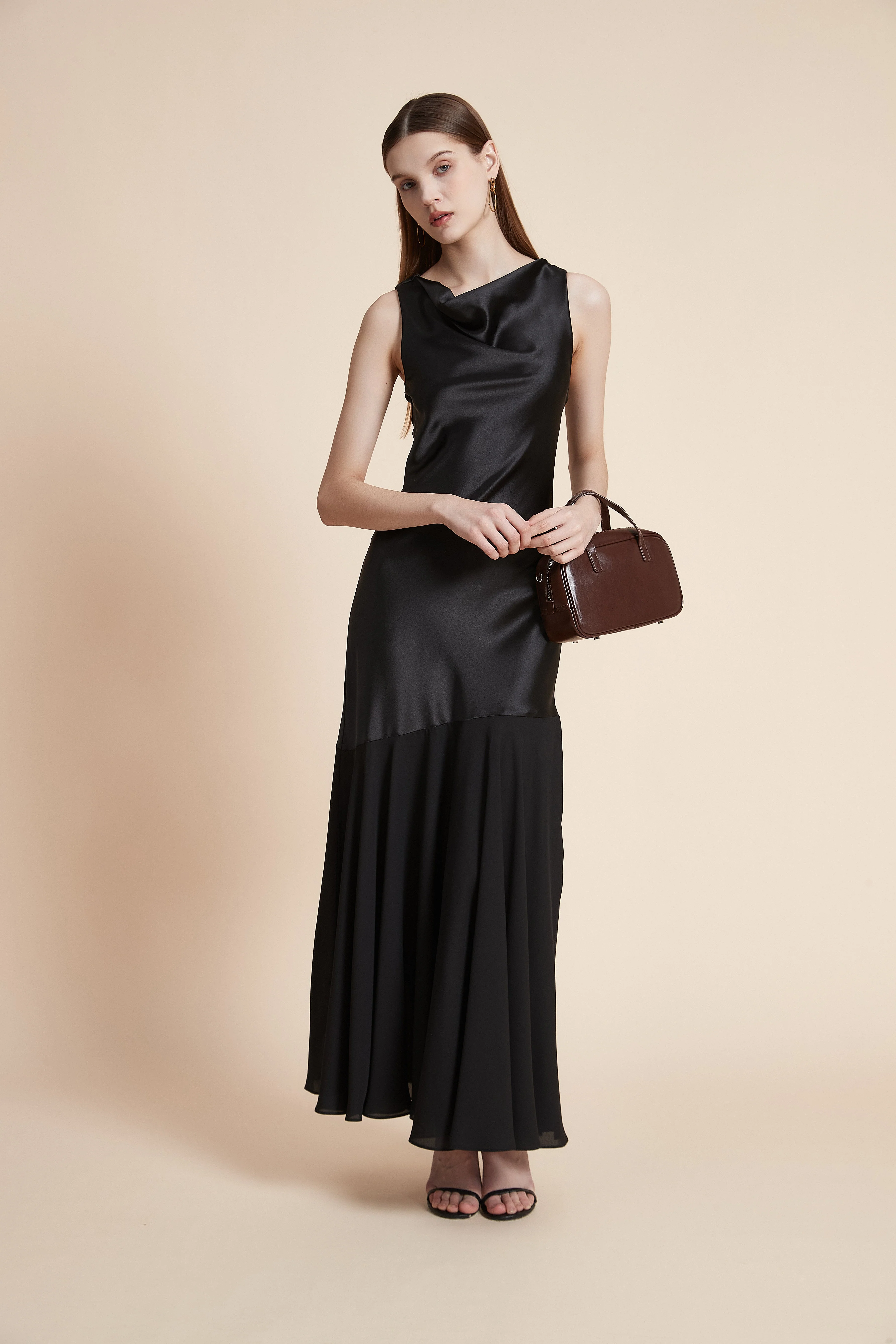 Sleeveless Plain Maxi Dress - Image 4