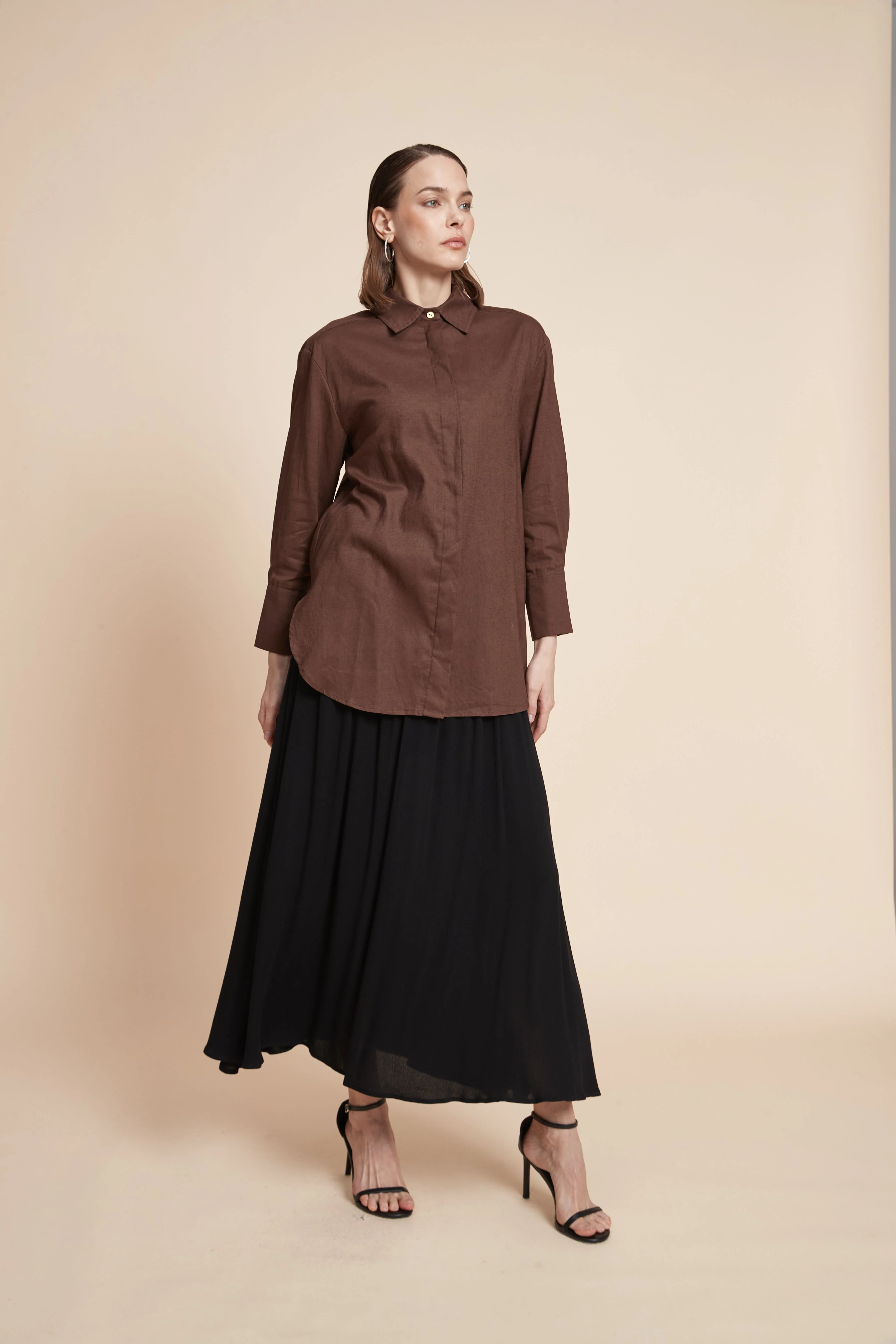 Long-Sleeved Plain Shirt - Image 2