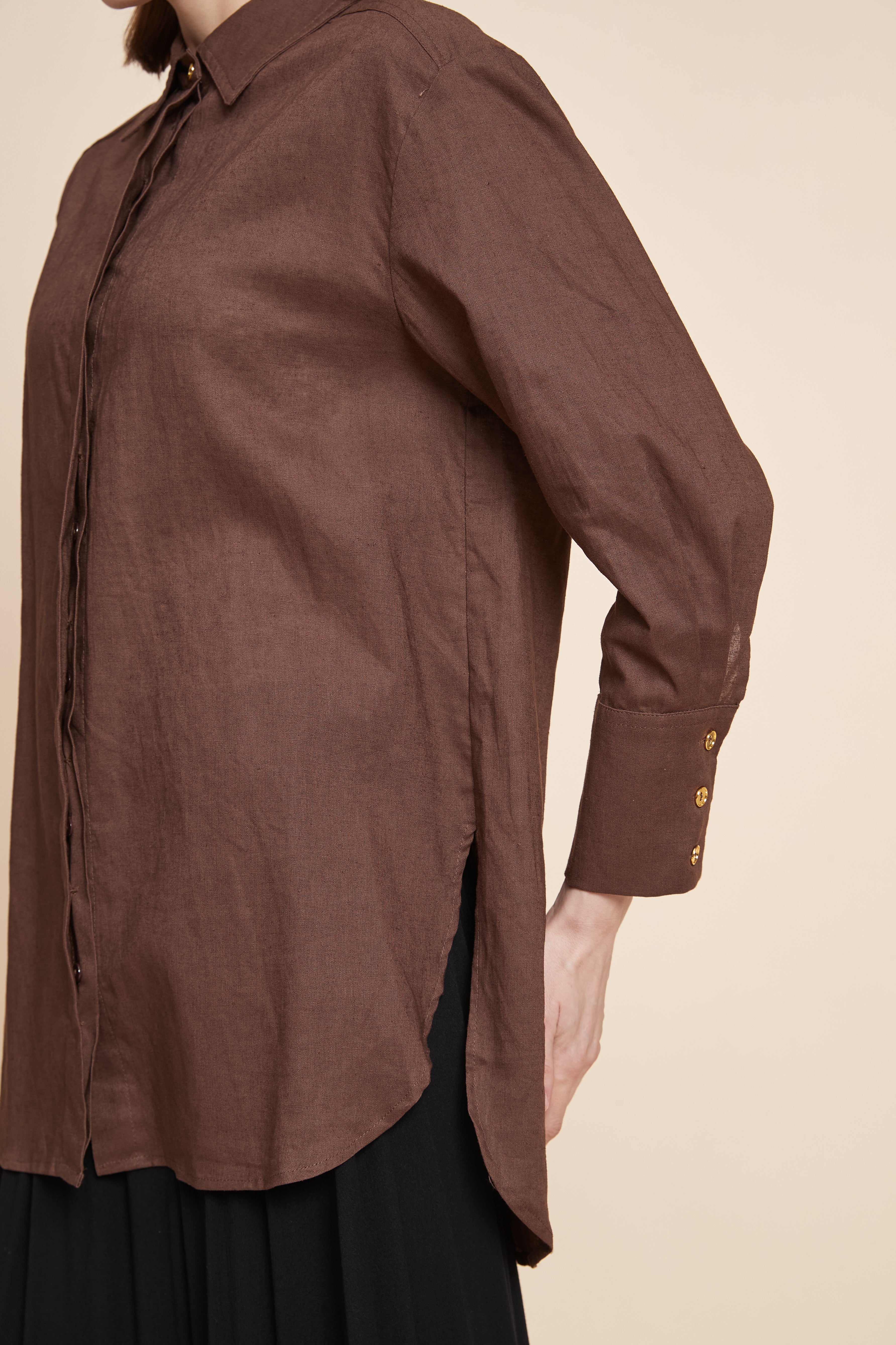 Long-Sleeved Plain Shirt - Image 4