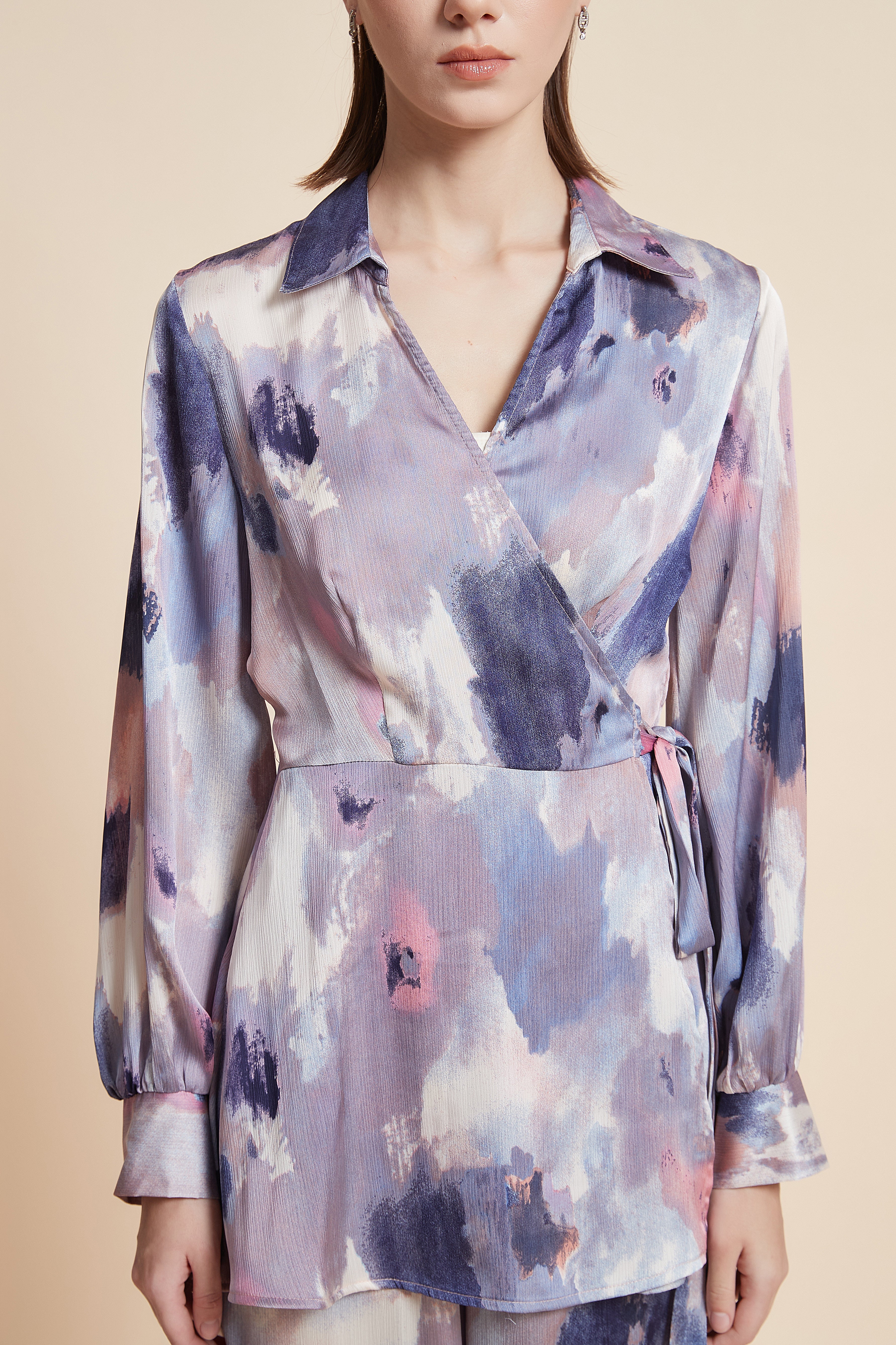 Print Long-Sleeve Waist-Length Blouse - Image 4