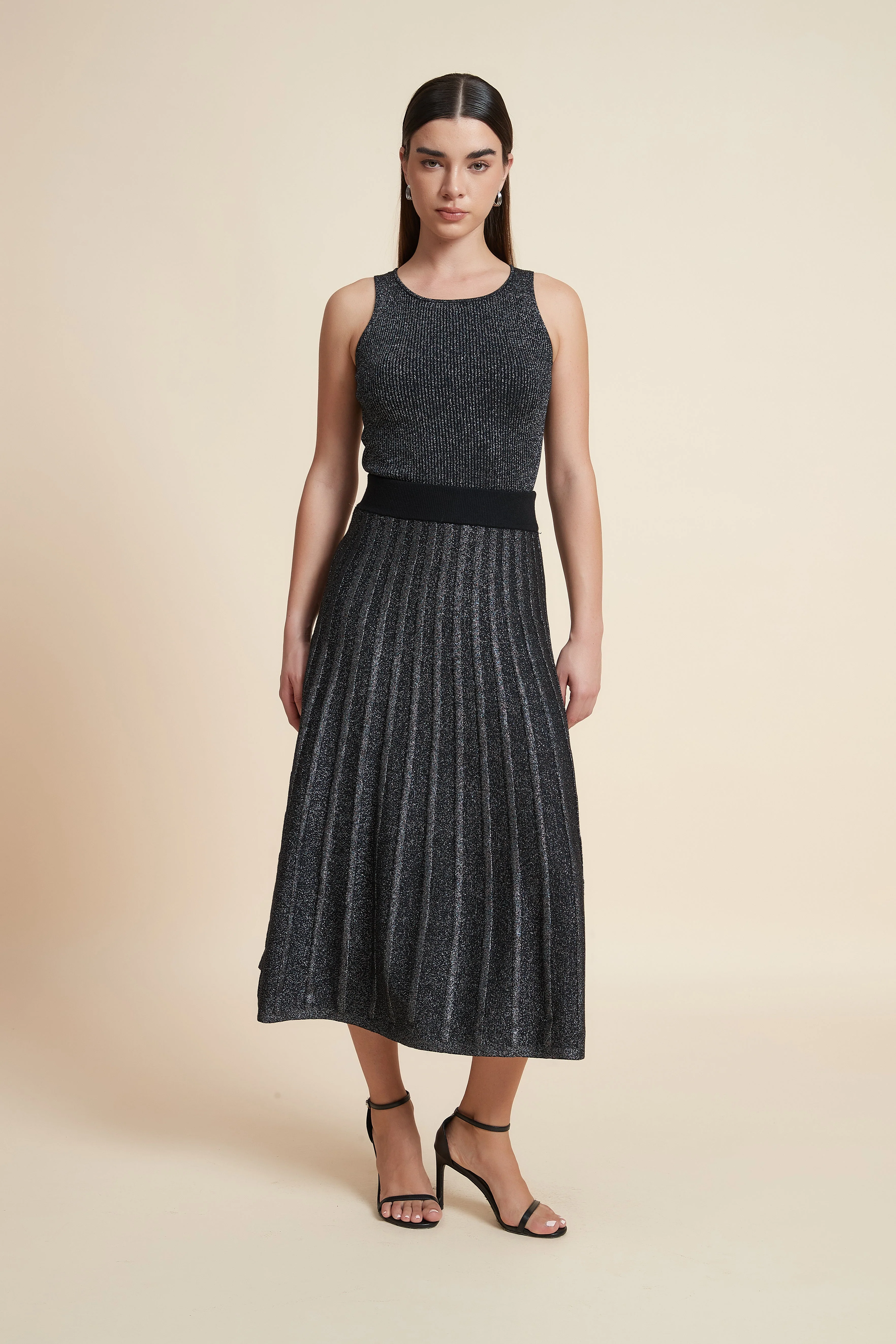 Ribbed Winter Midi Skirt - Image 3