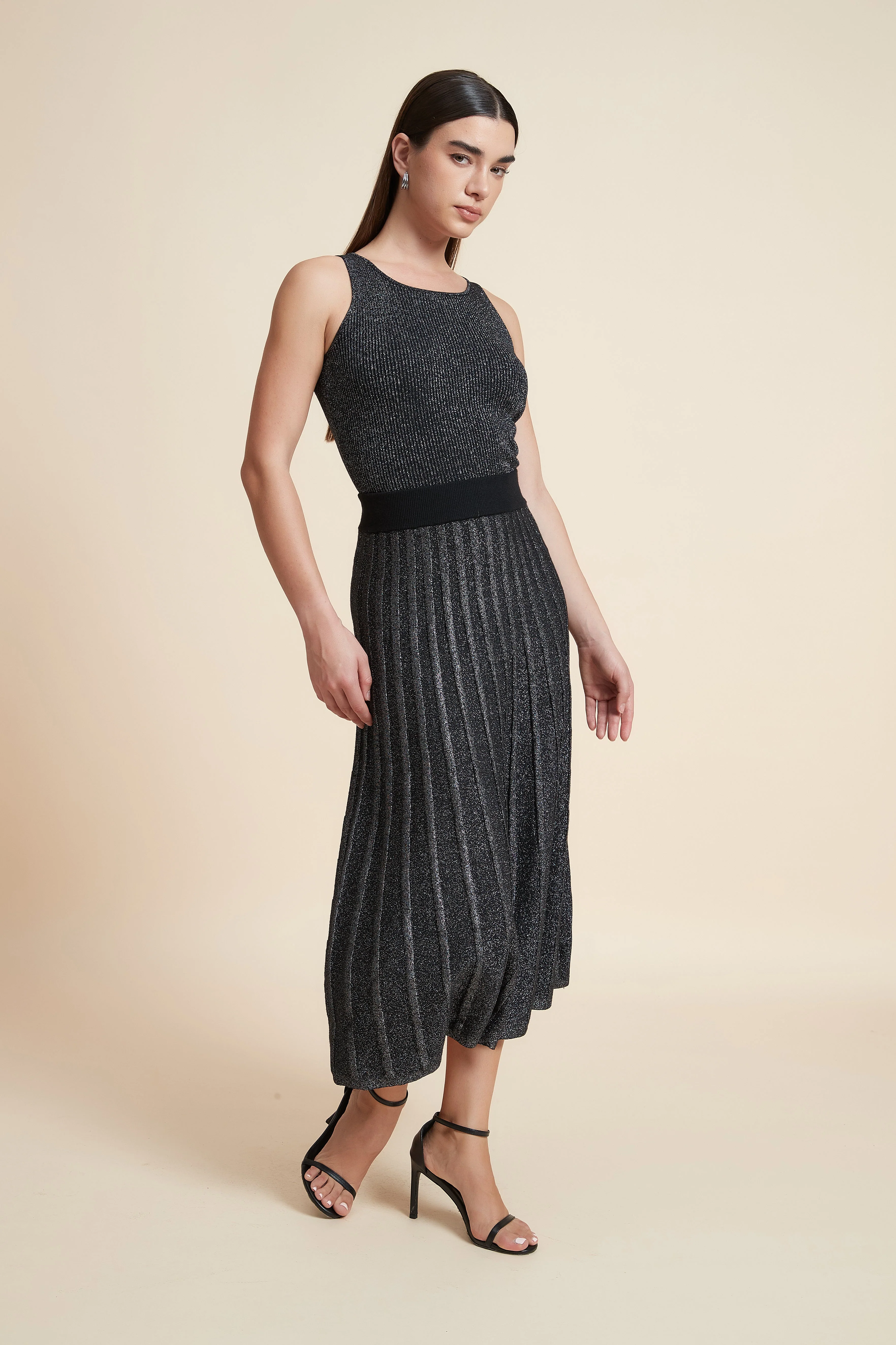Ribbed Winter Midi Skirt - Image 8