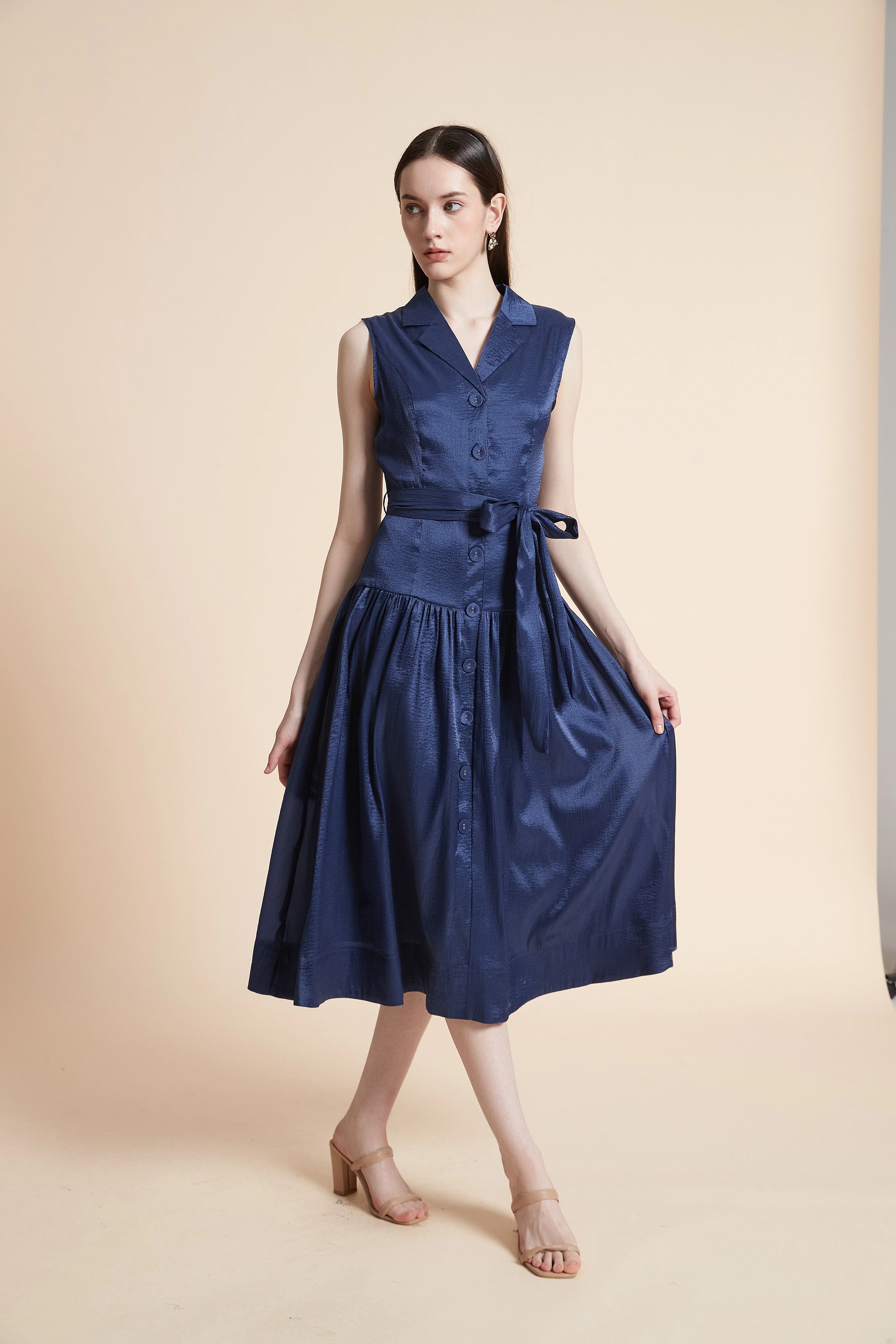 Sleeveless Midi Dress - Image 3