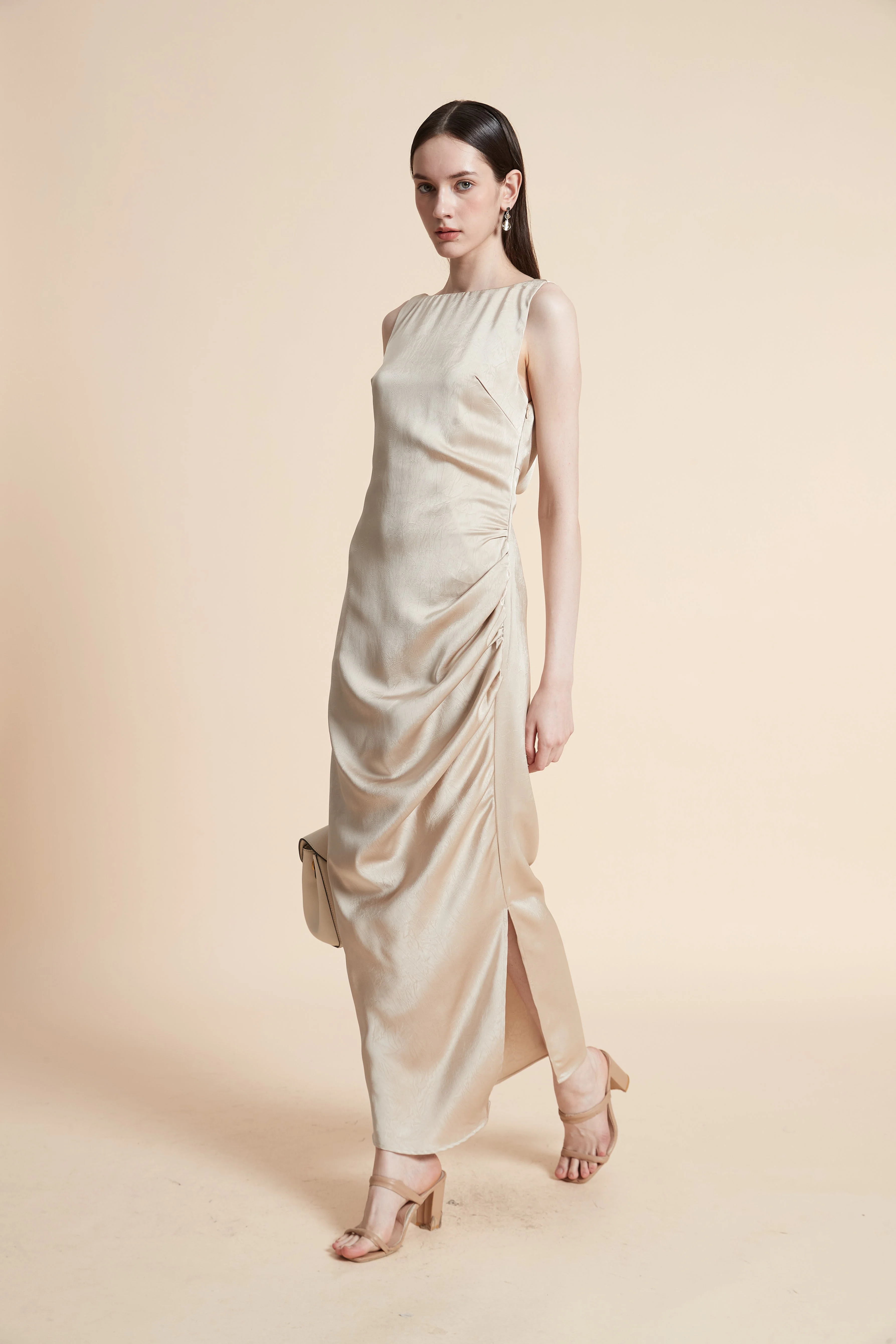Sleeveless Plain Maxi Dress - Image 8