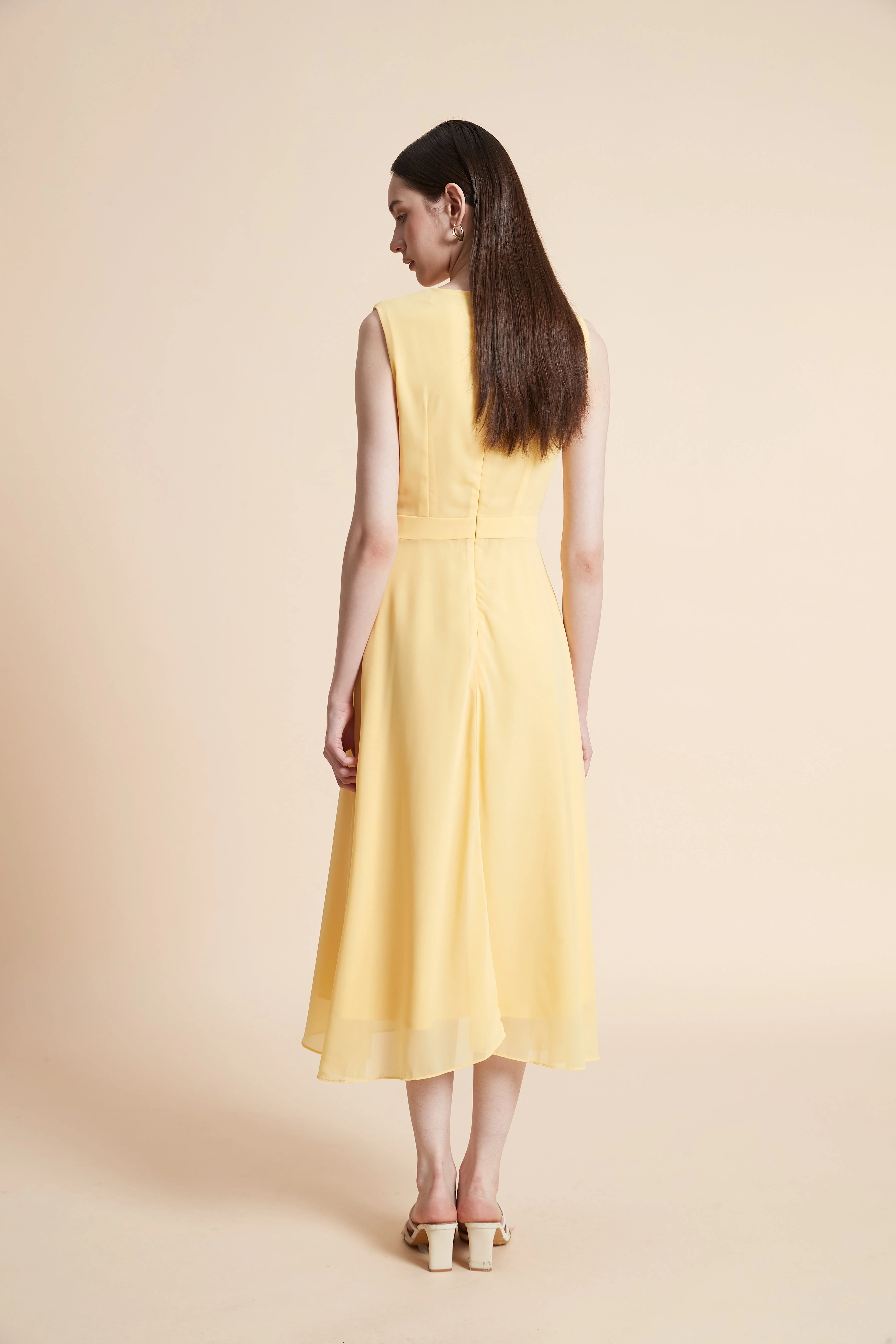 Sleeveless Pleated Midi Dress - Image 6