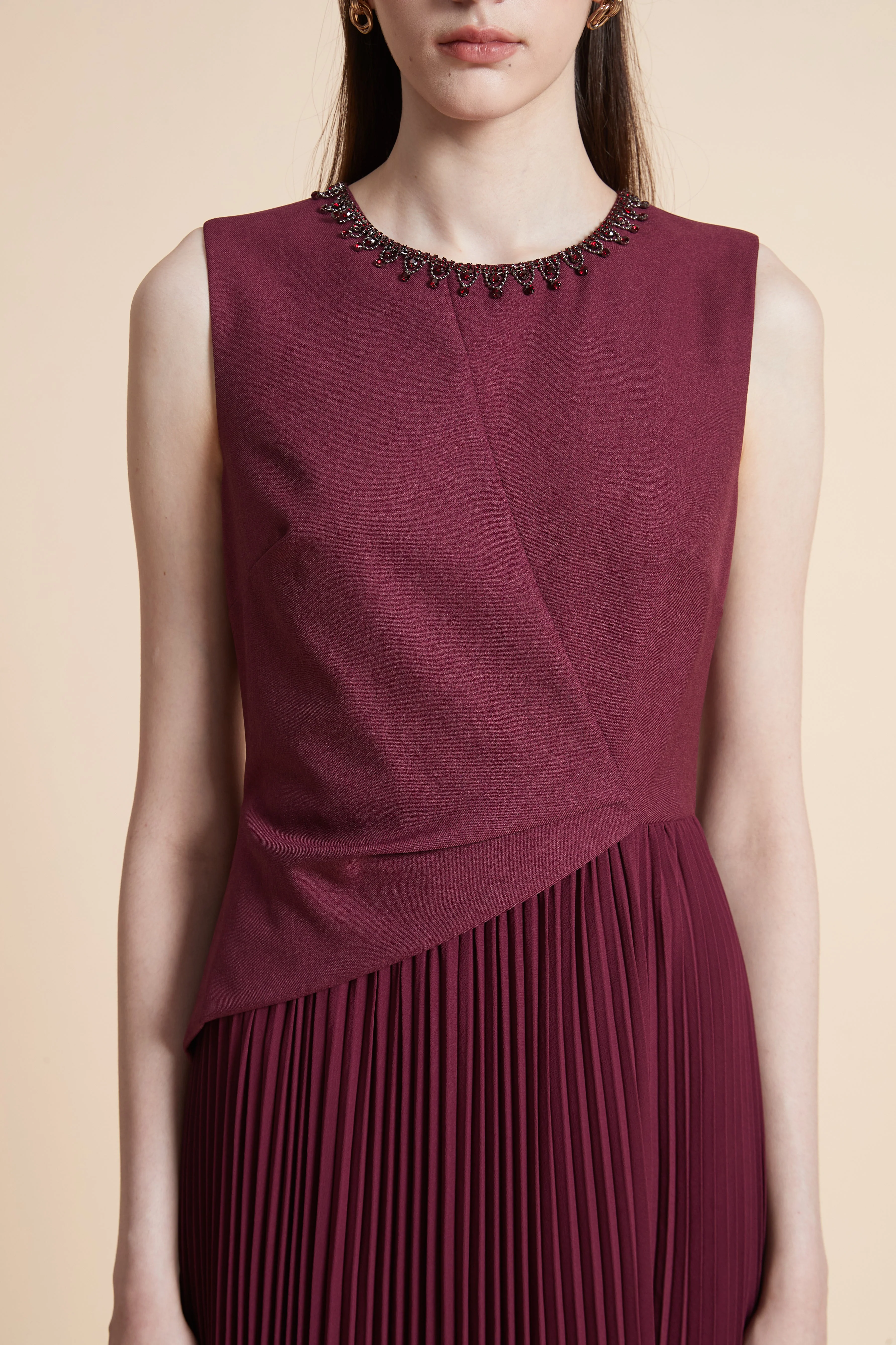 Pleated Sleeveless Maxi Dress - Image 6
