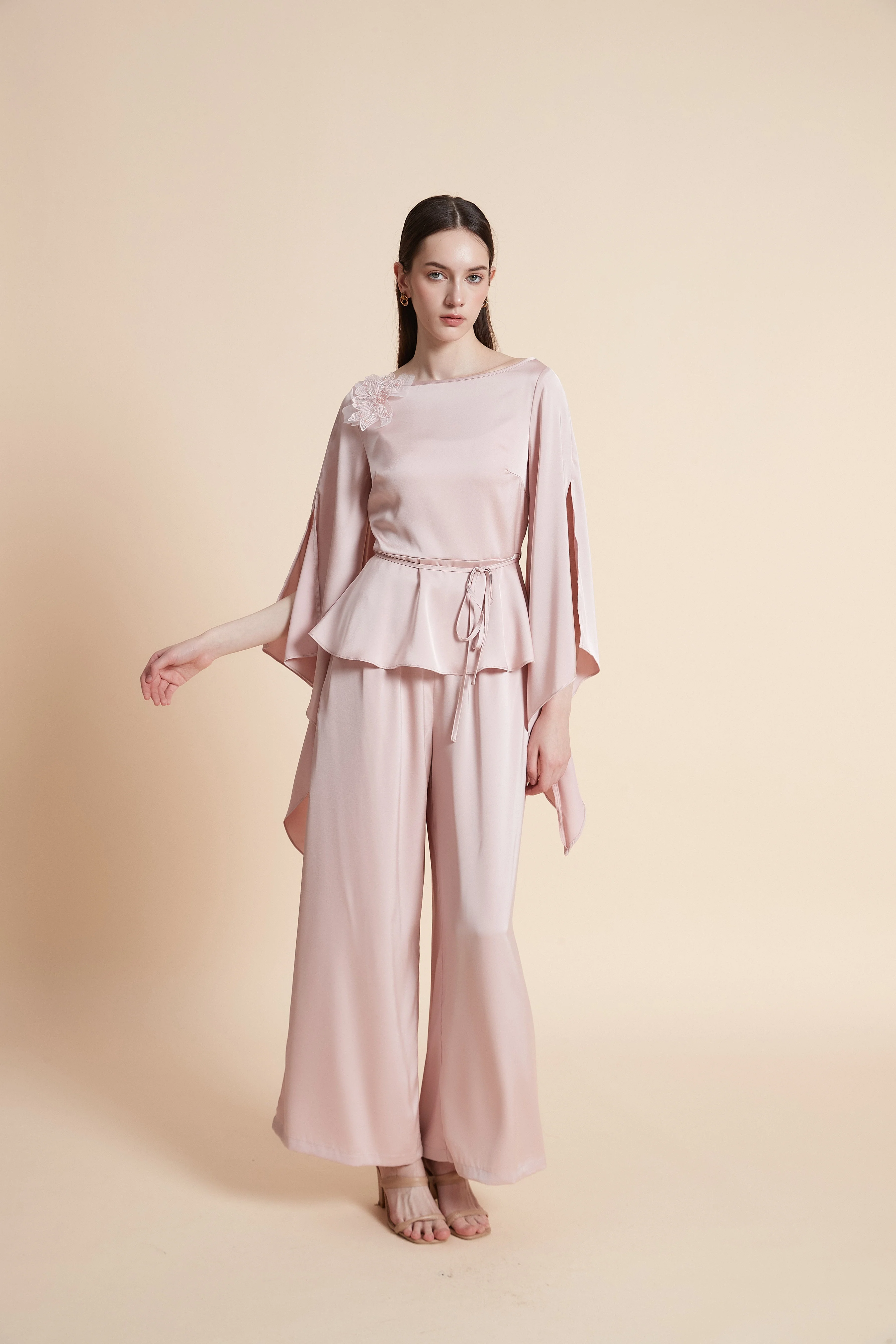 Solid Butterfly Sleeve Blouse - Image 2