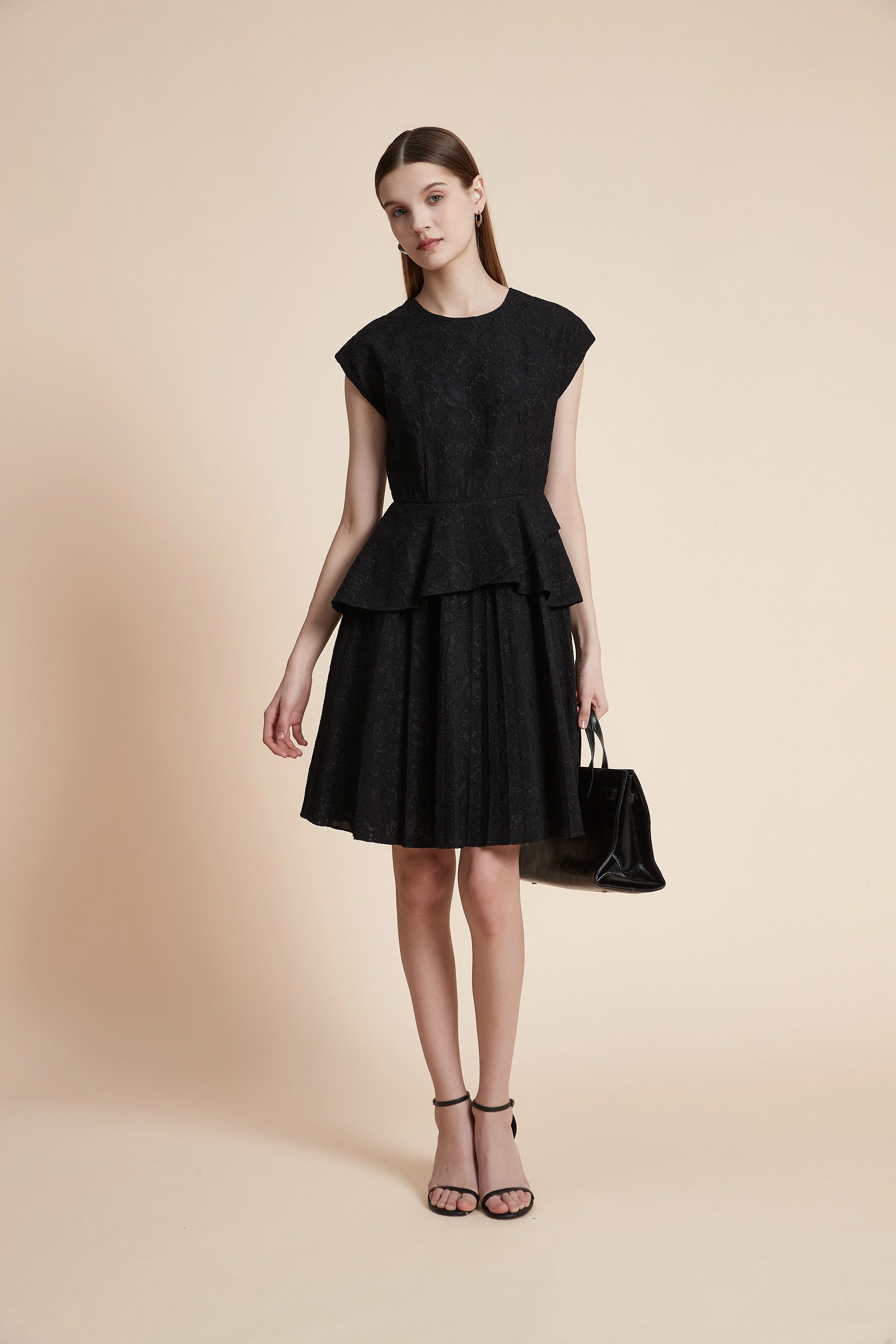 Knee-Length Printed Dress with Short Sleeves - Image 3