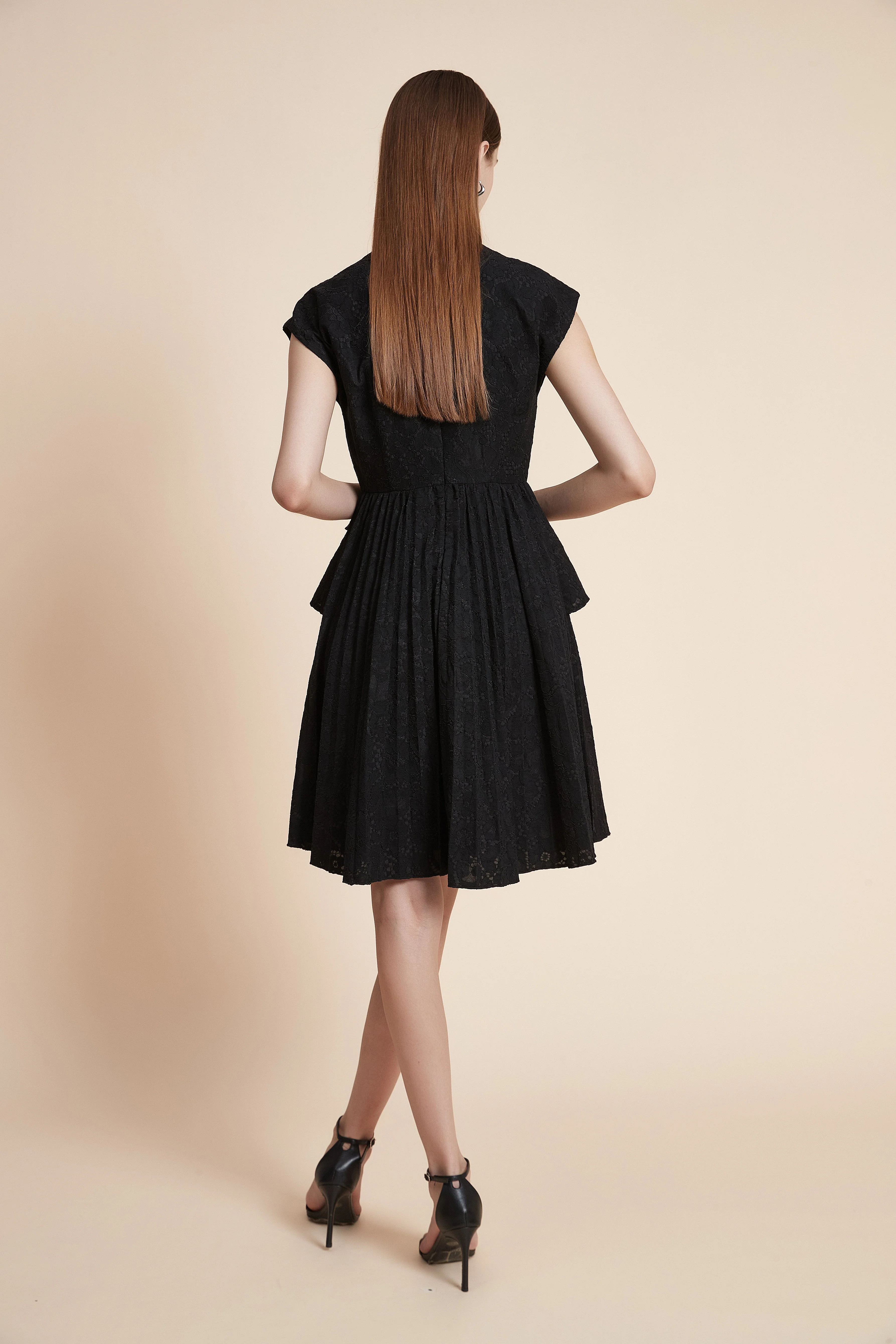 Knee-Length Printed Dress with Short Sleeves - Image 6