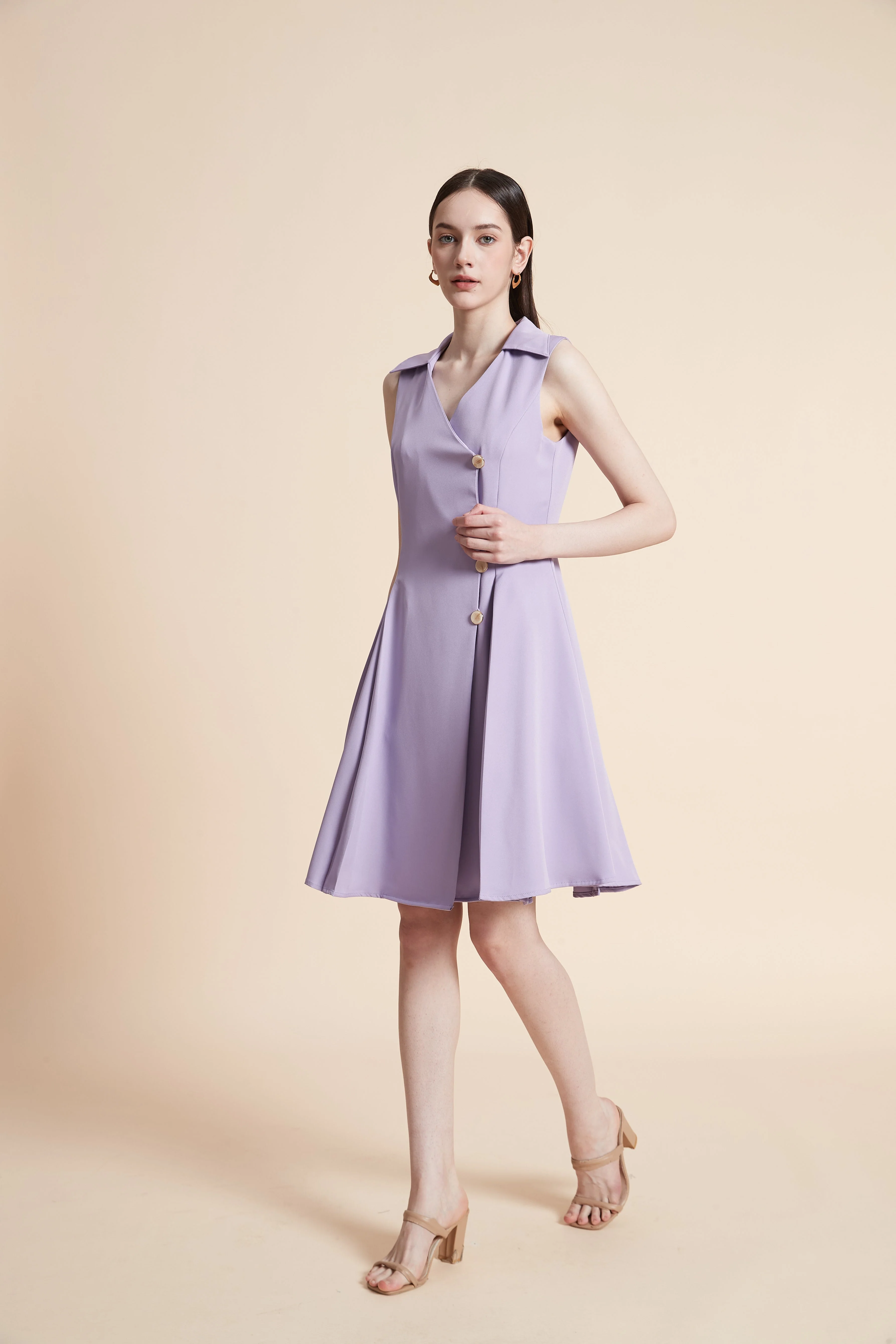 Knee-Length Sleeveless Dress - Image 2