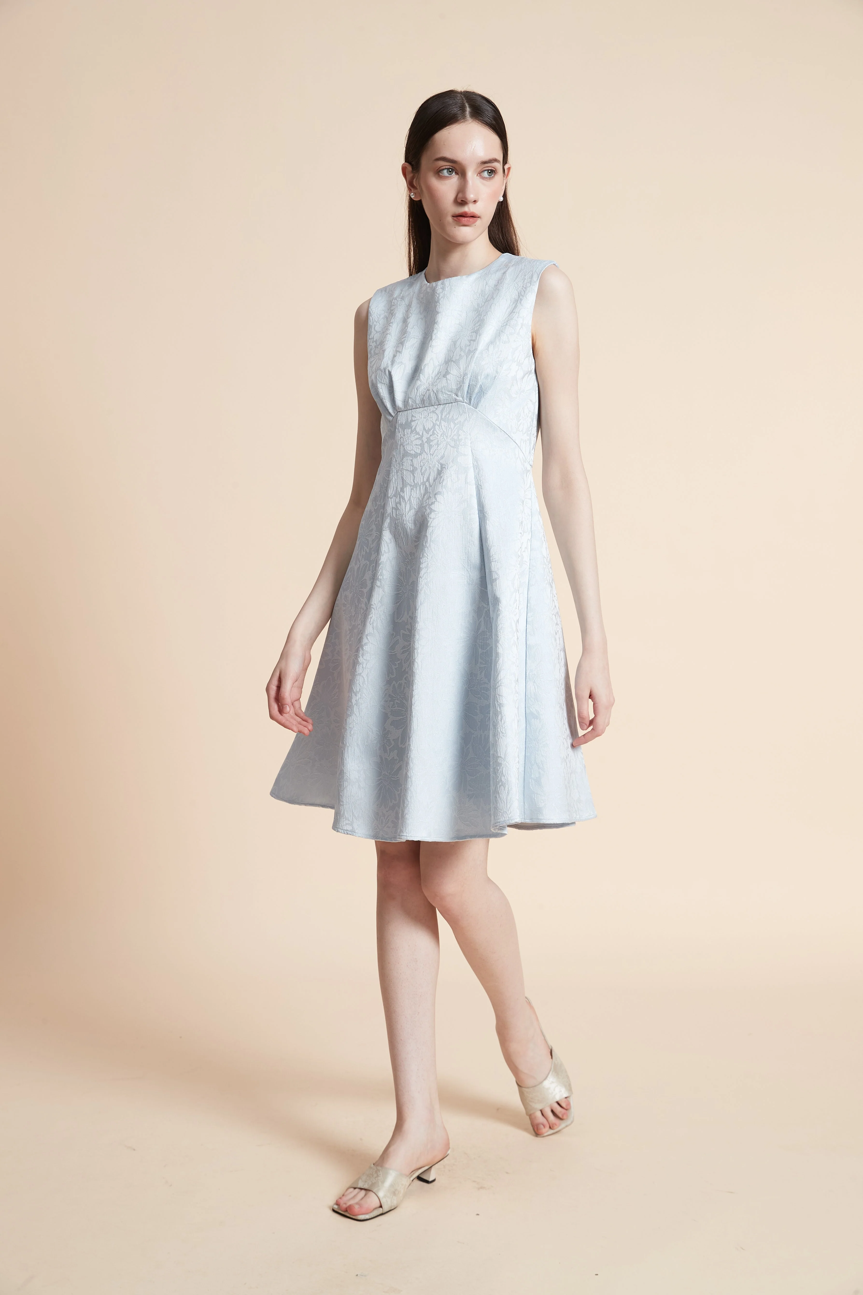 Knee-Length Sleeveless Printed Dress