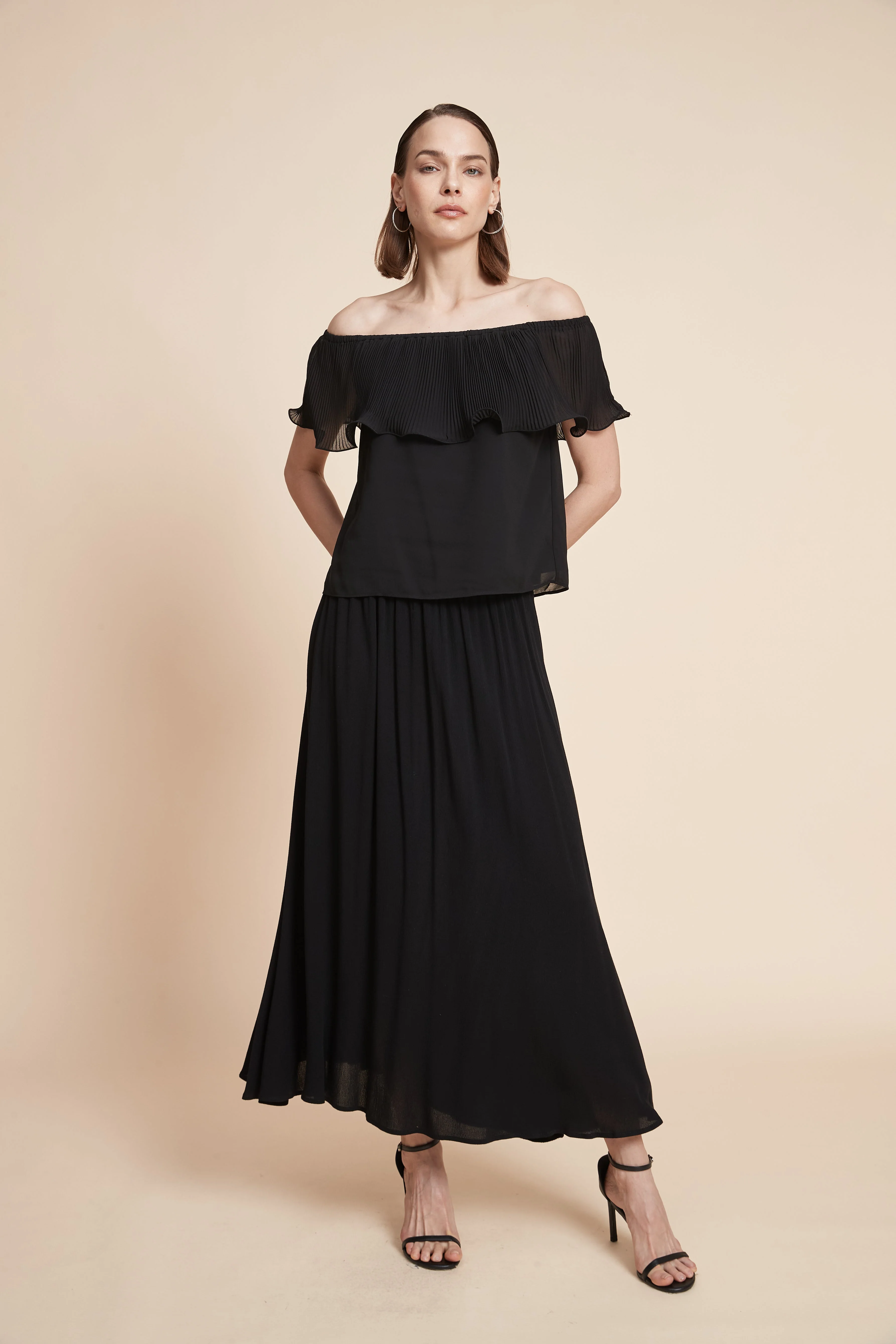 Plain Off-The-Shoulder Crop Top - Image 8