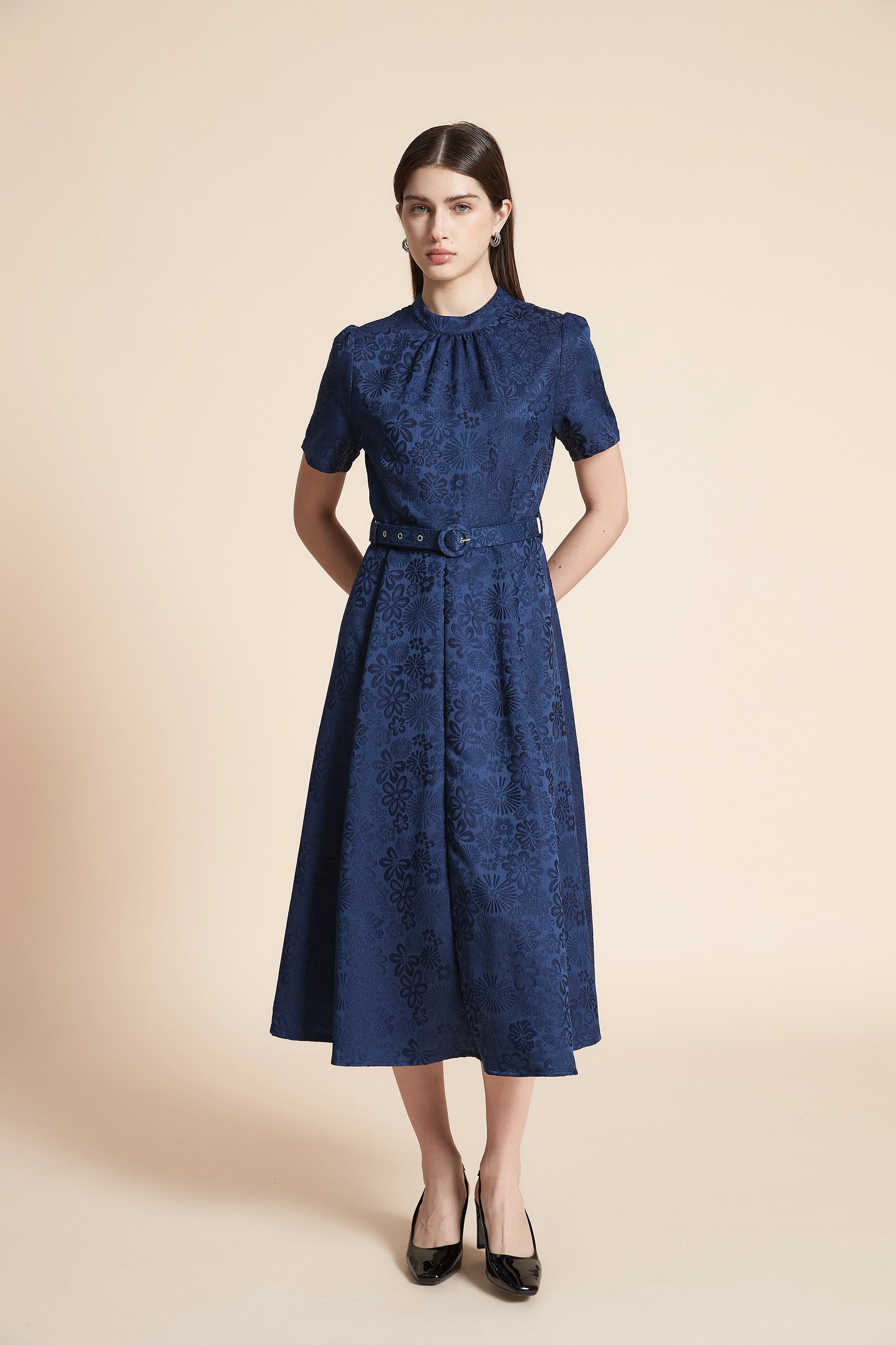Print Midi Dress With Short Sleeves And A Belt