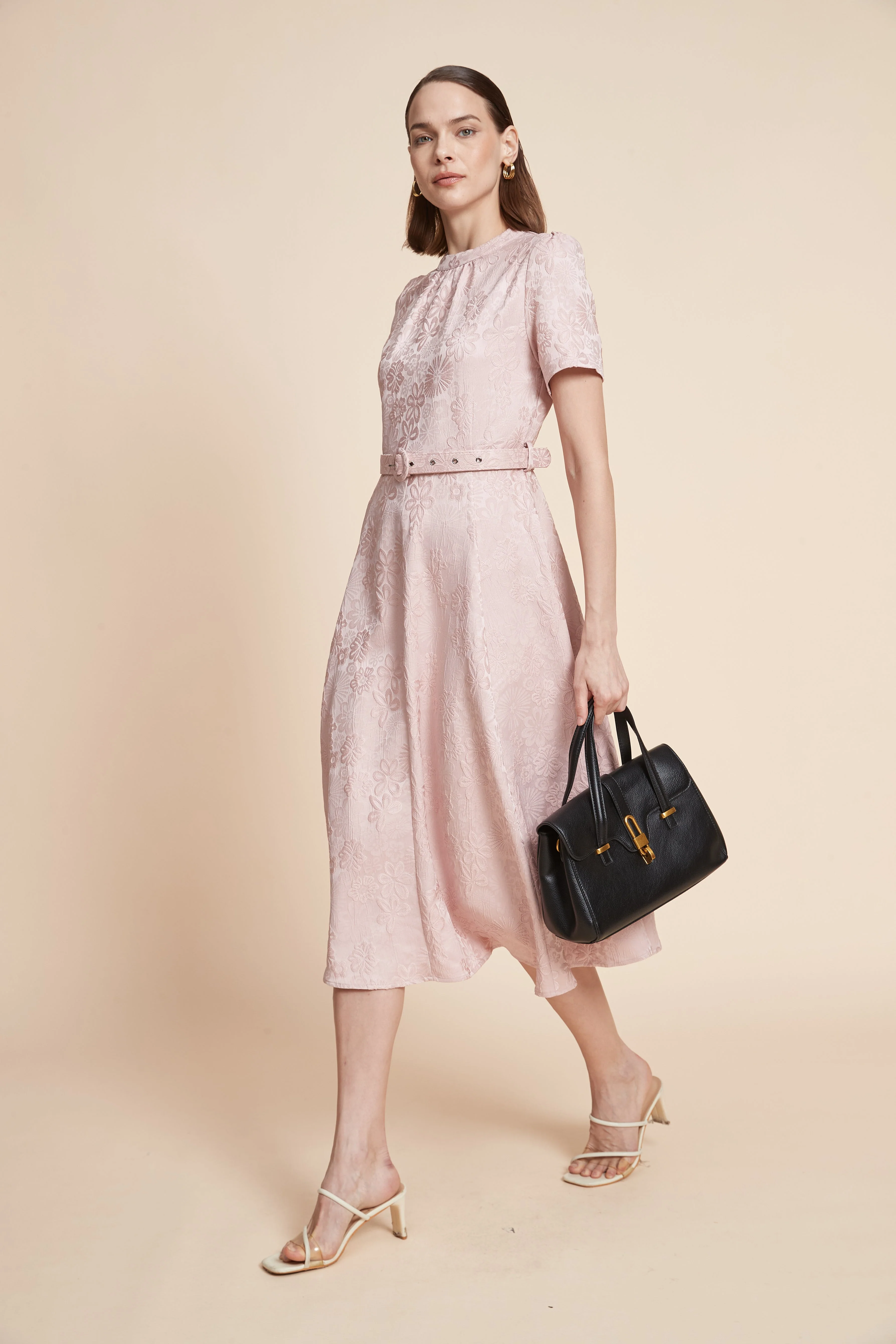 Print Midi Dress With Short Sleeves And A Belt - Image 12