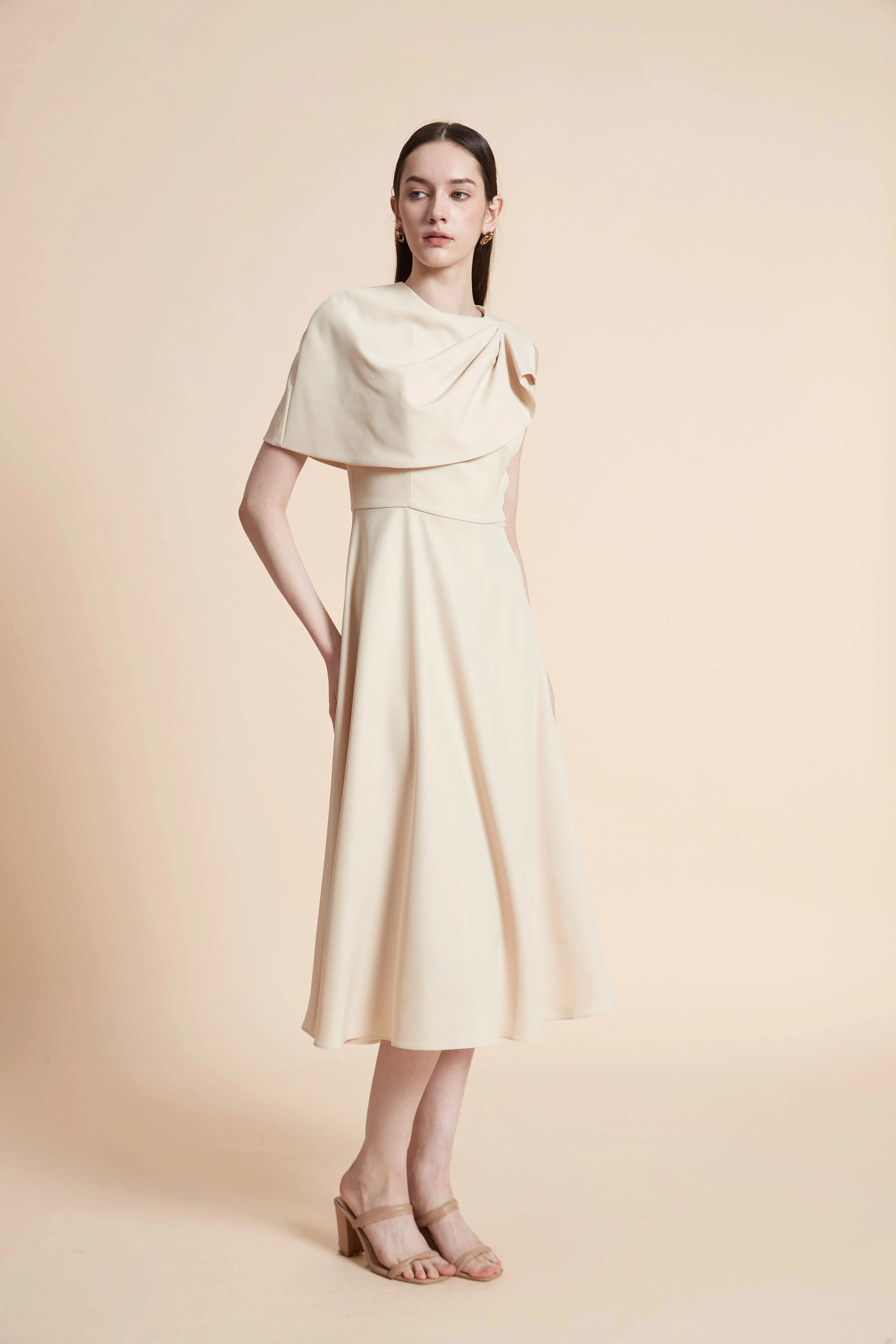 Simple Short Sleeve Midi Dress - Image 3