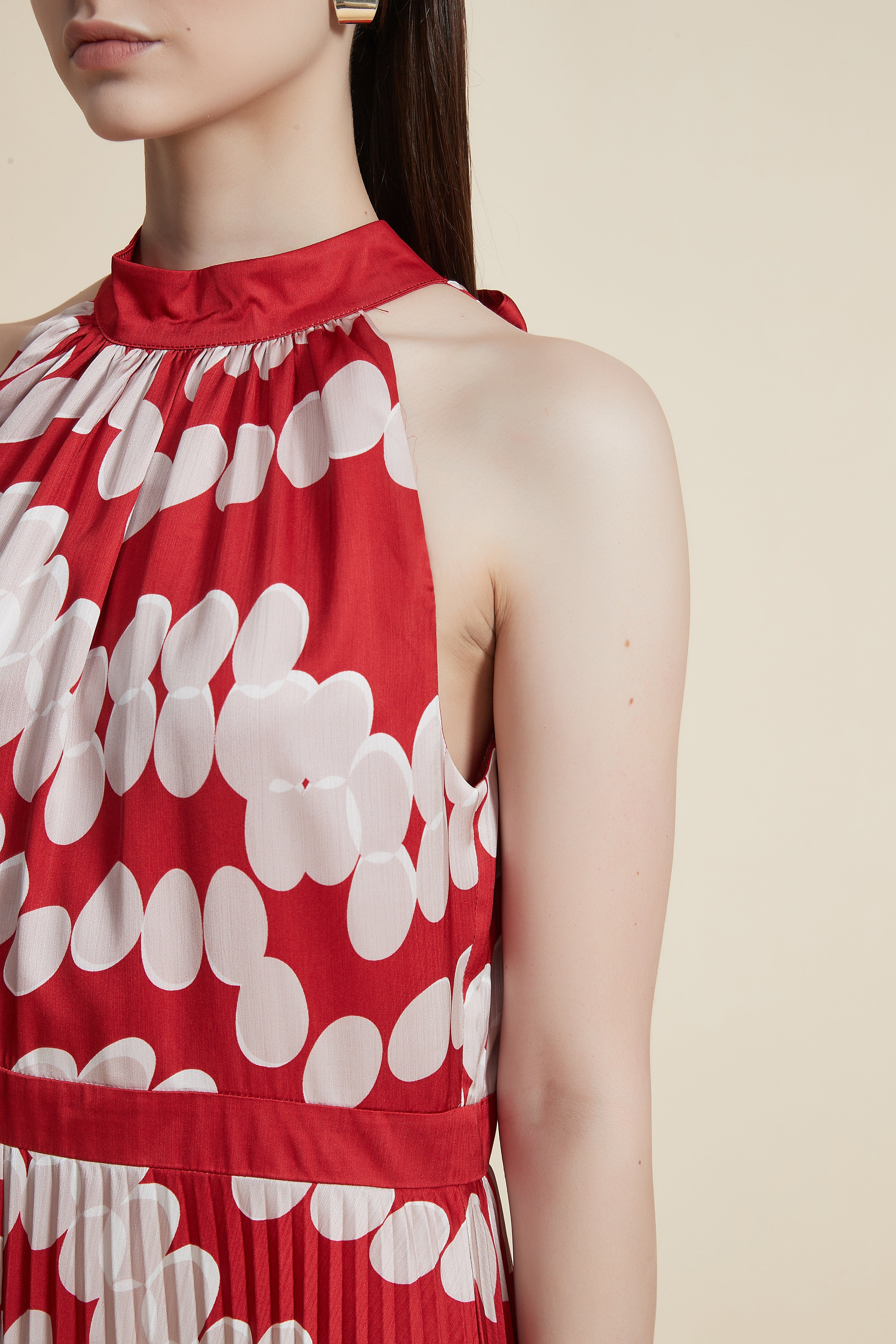 Polka Dot Pleated Midi Dress Without Sleeves - Image 5