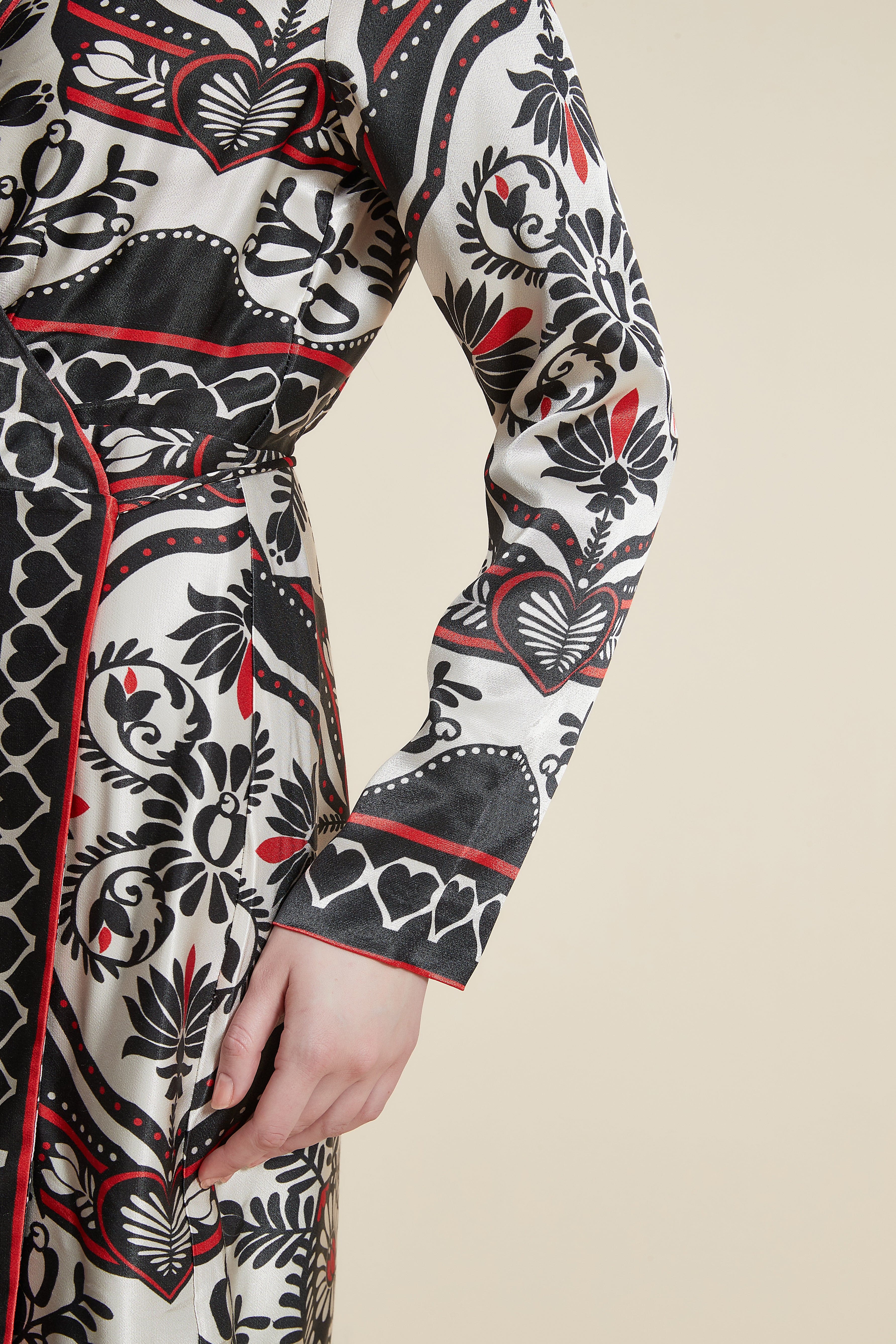 Printed Short Dress with V-Neck - Image 3