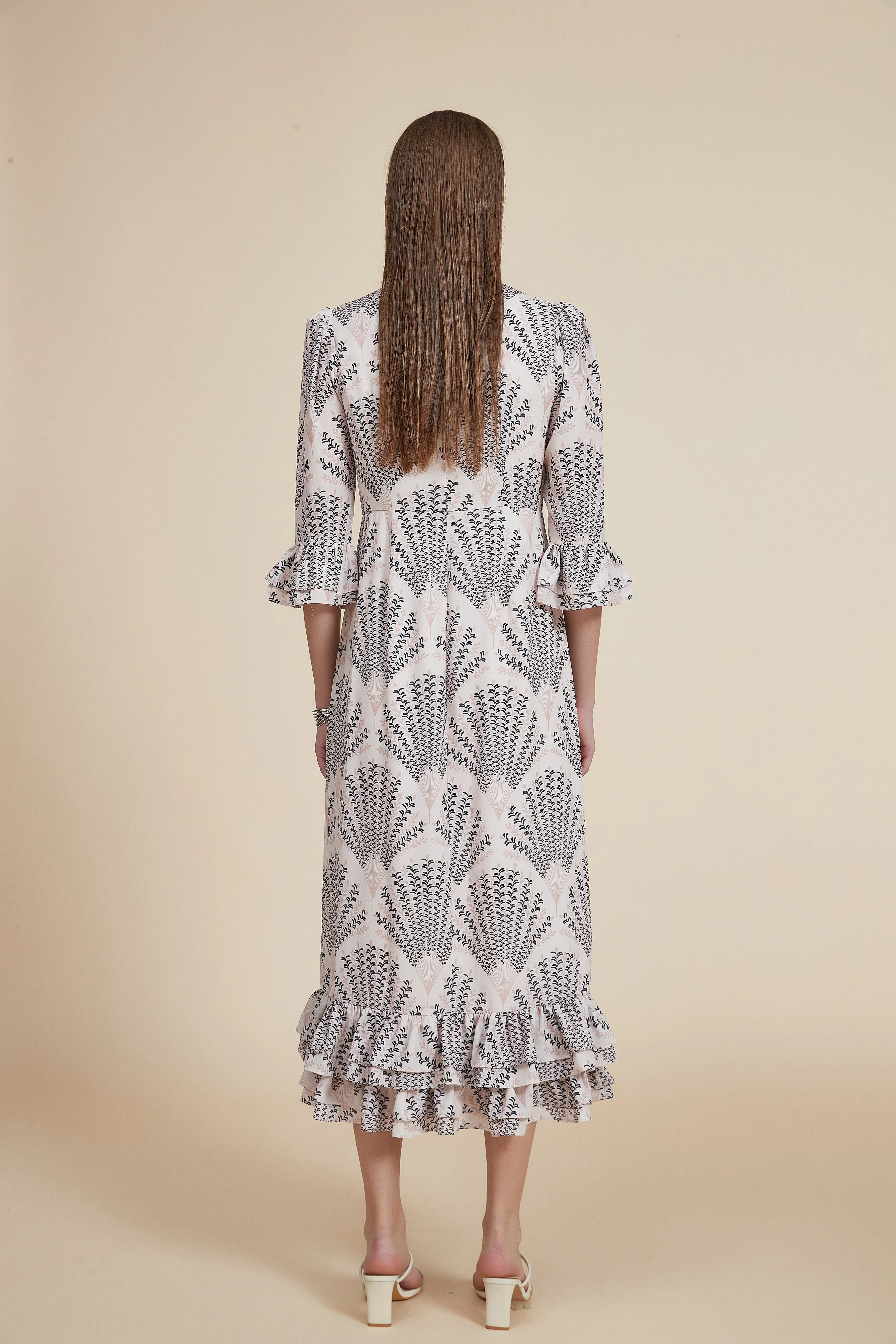 Midi Dress with 3/4 Sleeves and Round Neck - Image 3