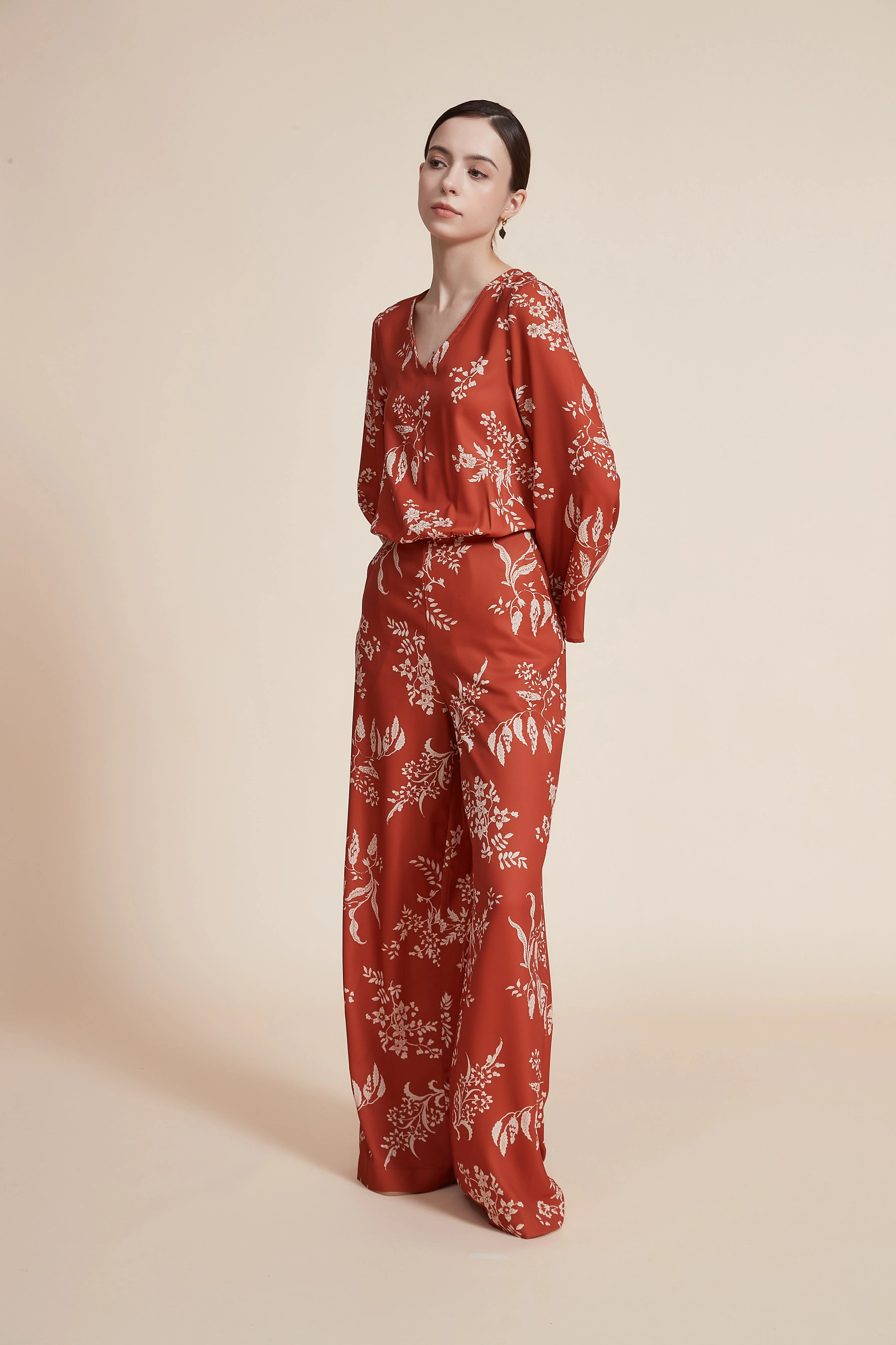 Long Floral Print Jumpsuit with Long Sleeves - Image 5