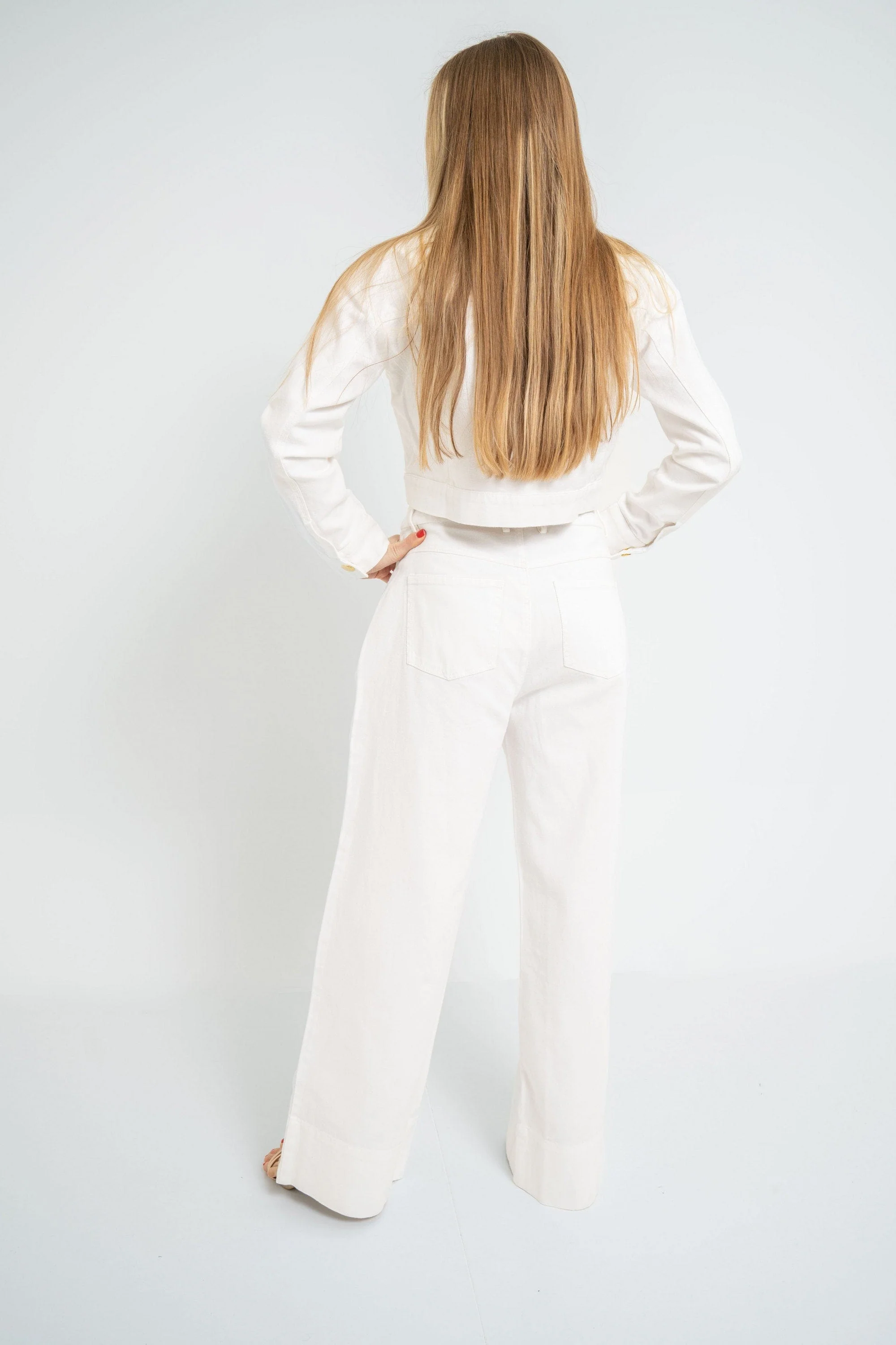 Wide-Leg Straight Cut Trousers - Image 3