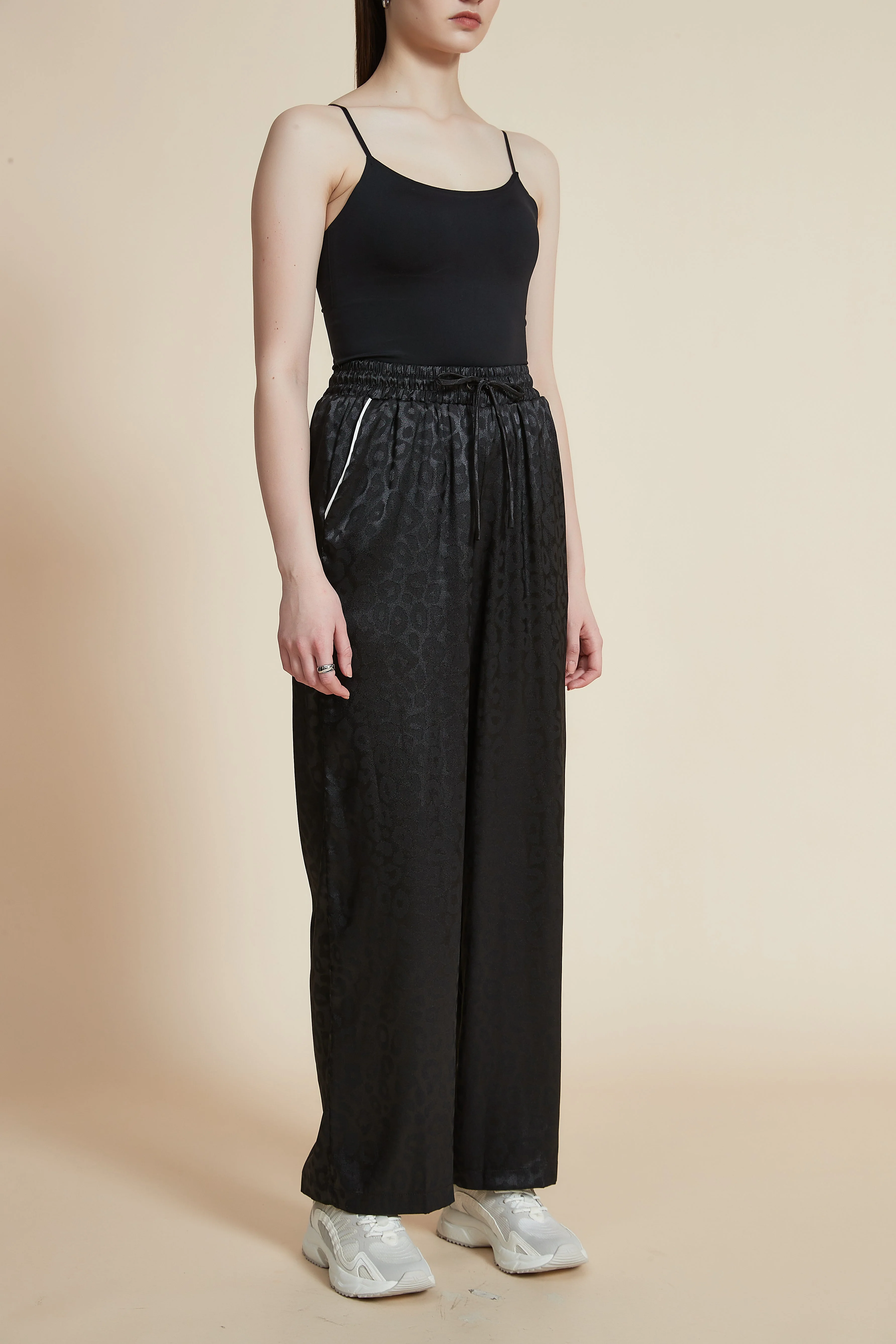 High-Waisted Polka Dot Trousers - Image 5
