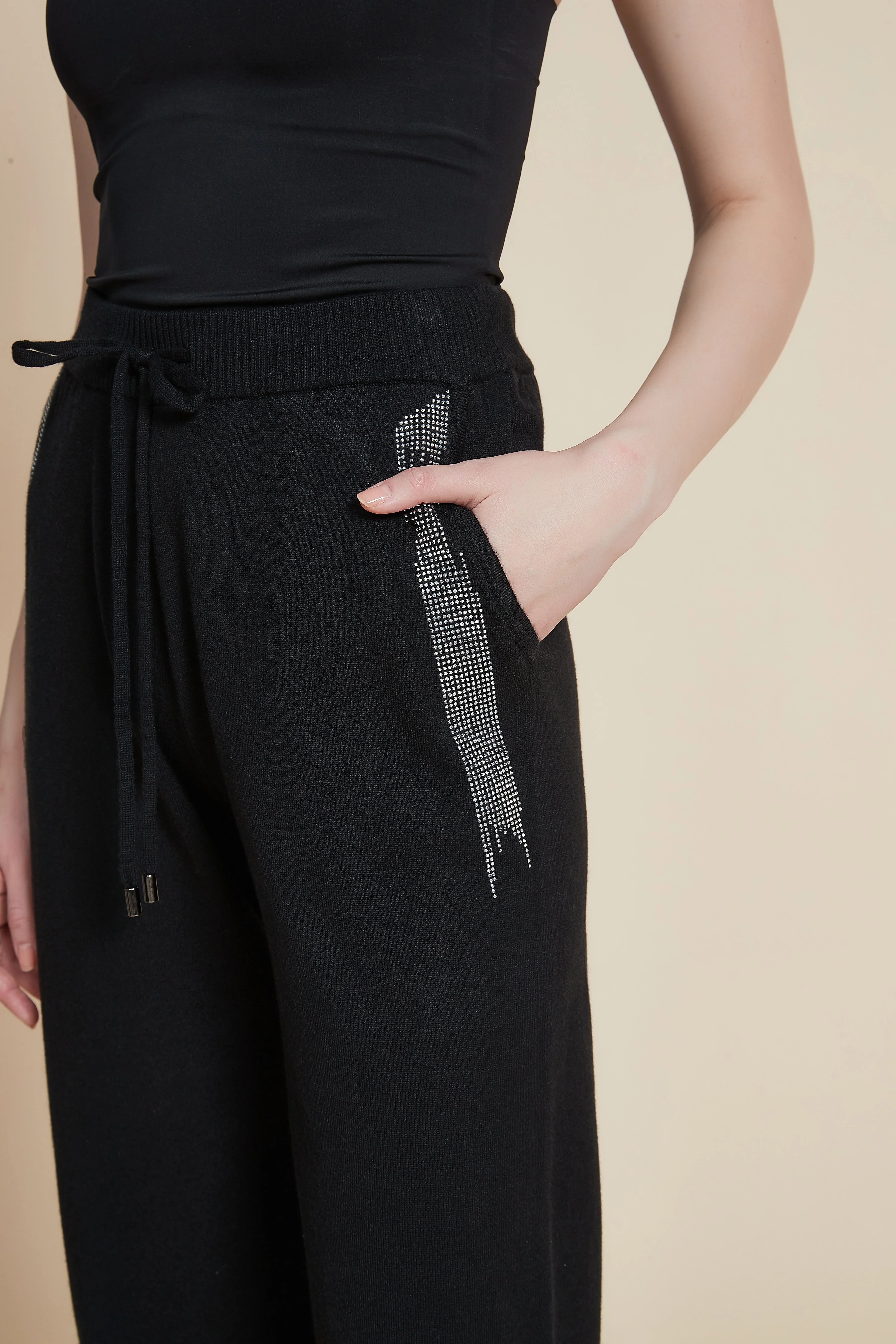 Embellished Sweatpants with Waist Tie - Image 5