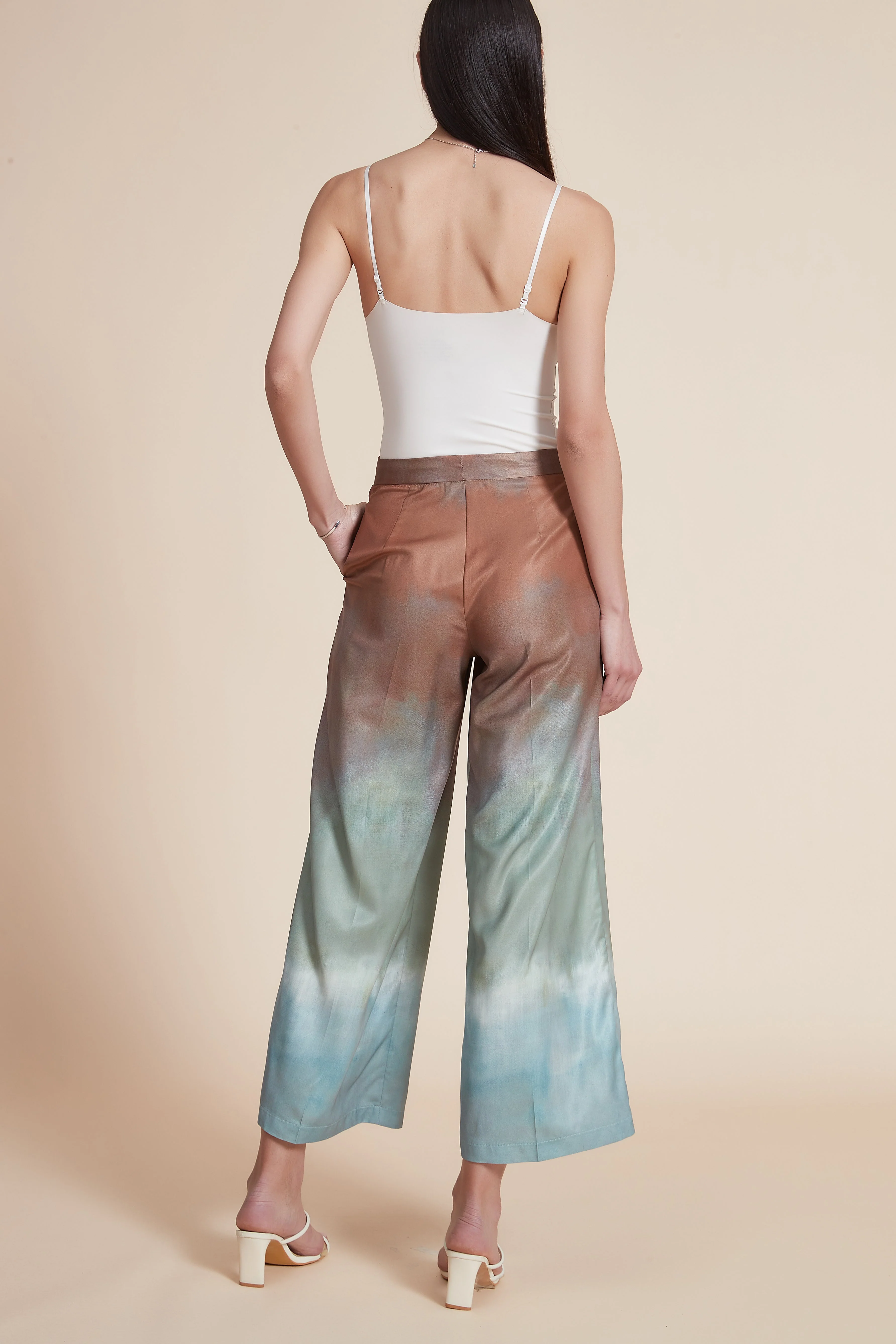 High-Waisted Wide-Leg Printed Midi Pants - Image 3