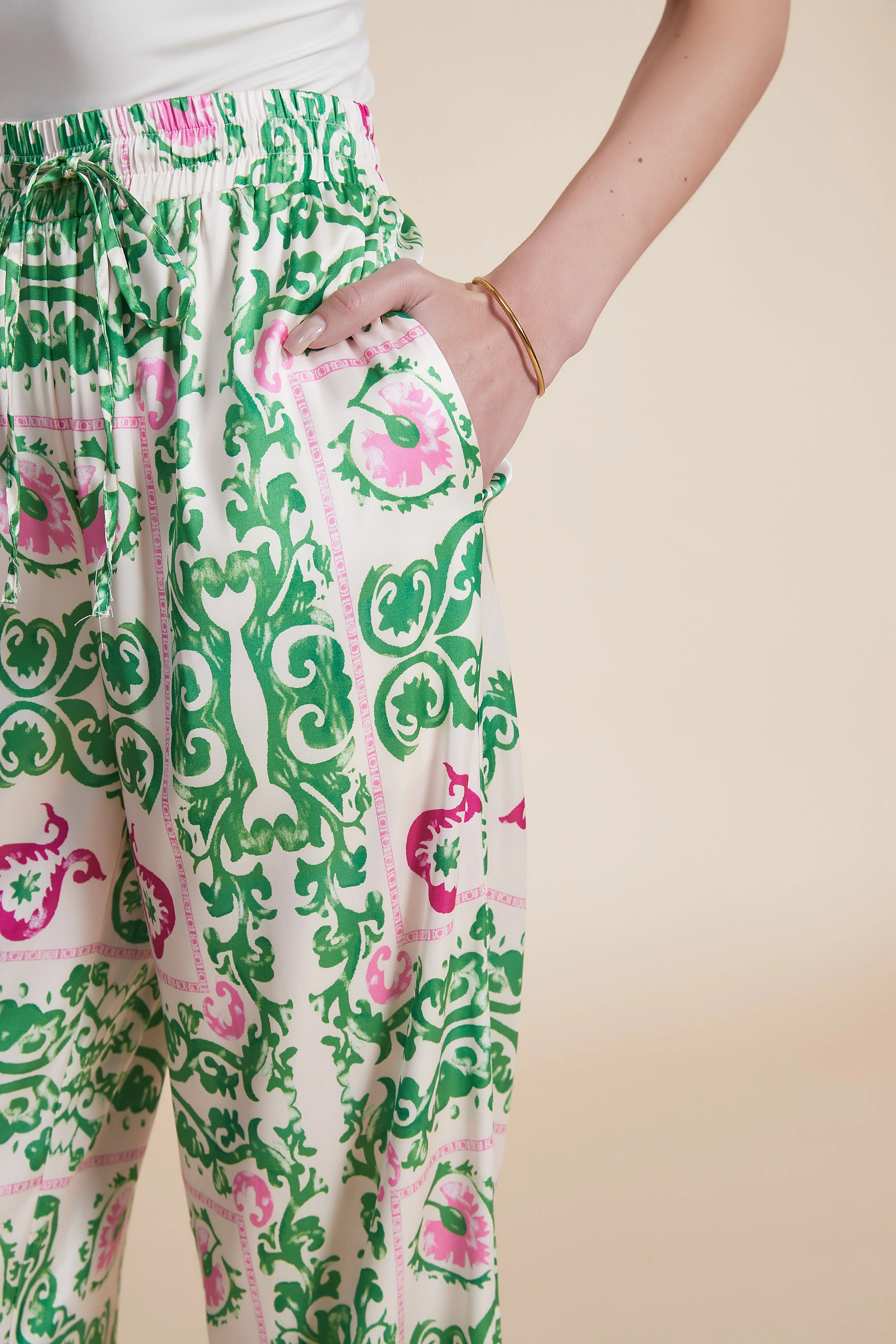 High-Waisted Wide-Leg Printed Trousers - Image 4