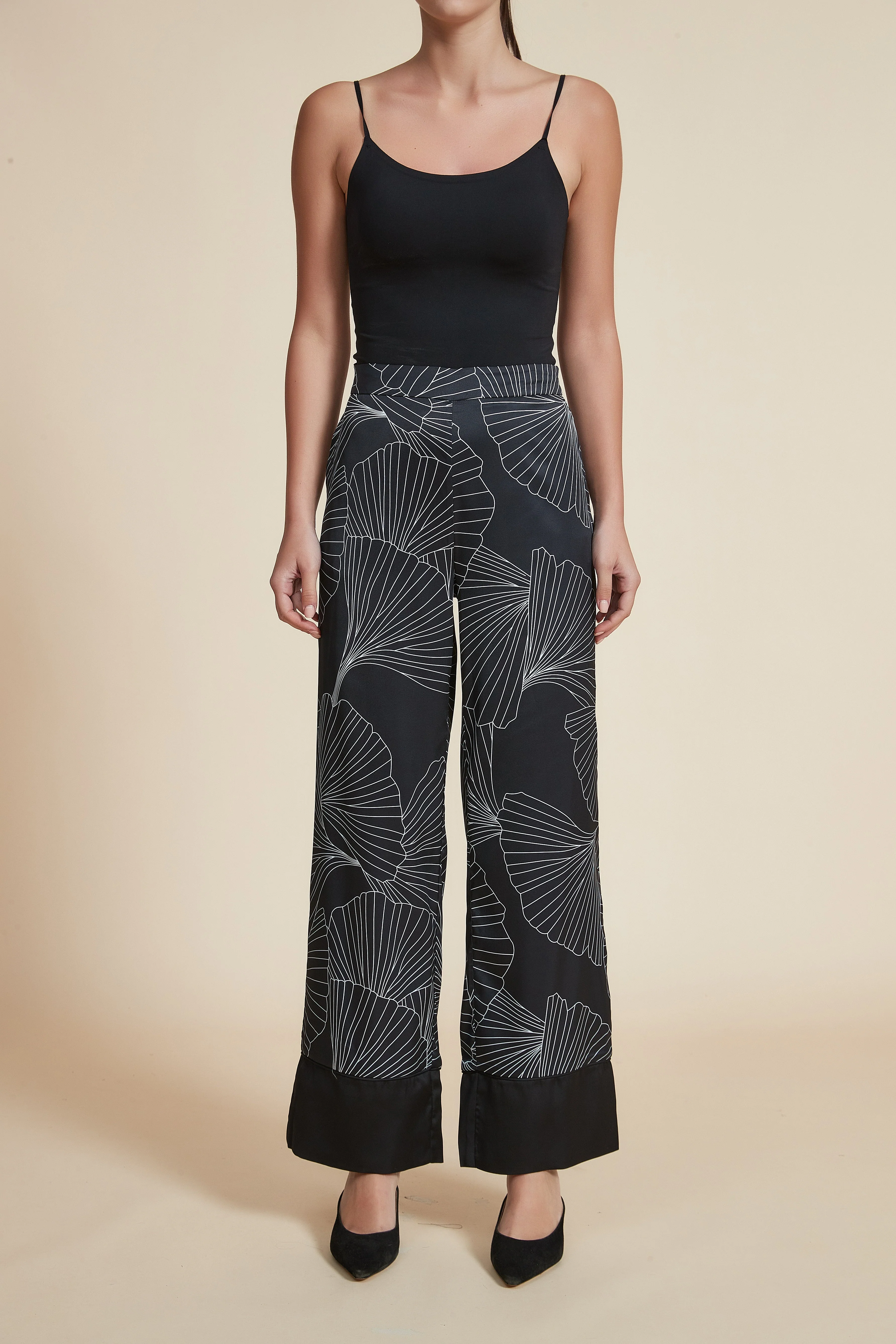 High-Waisted Long Printed Wide-Leg Pants - Image 2