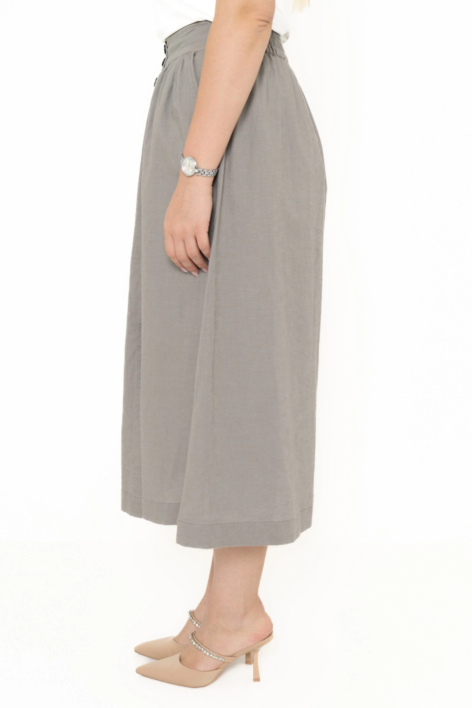 High-Waisted Skirt With Front Buttons - Image 3