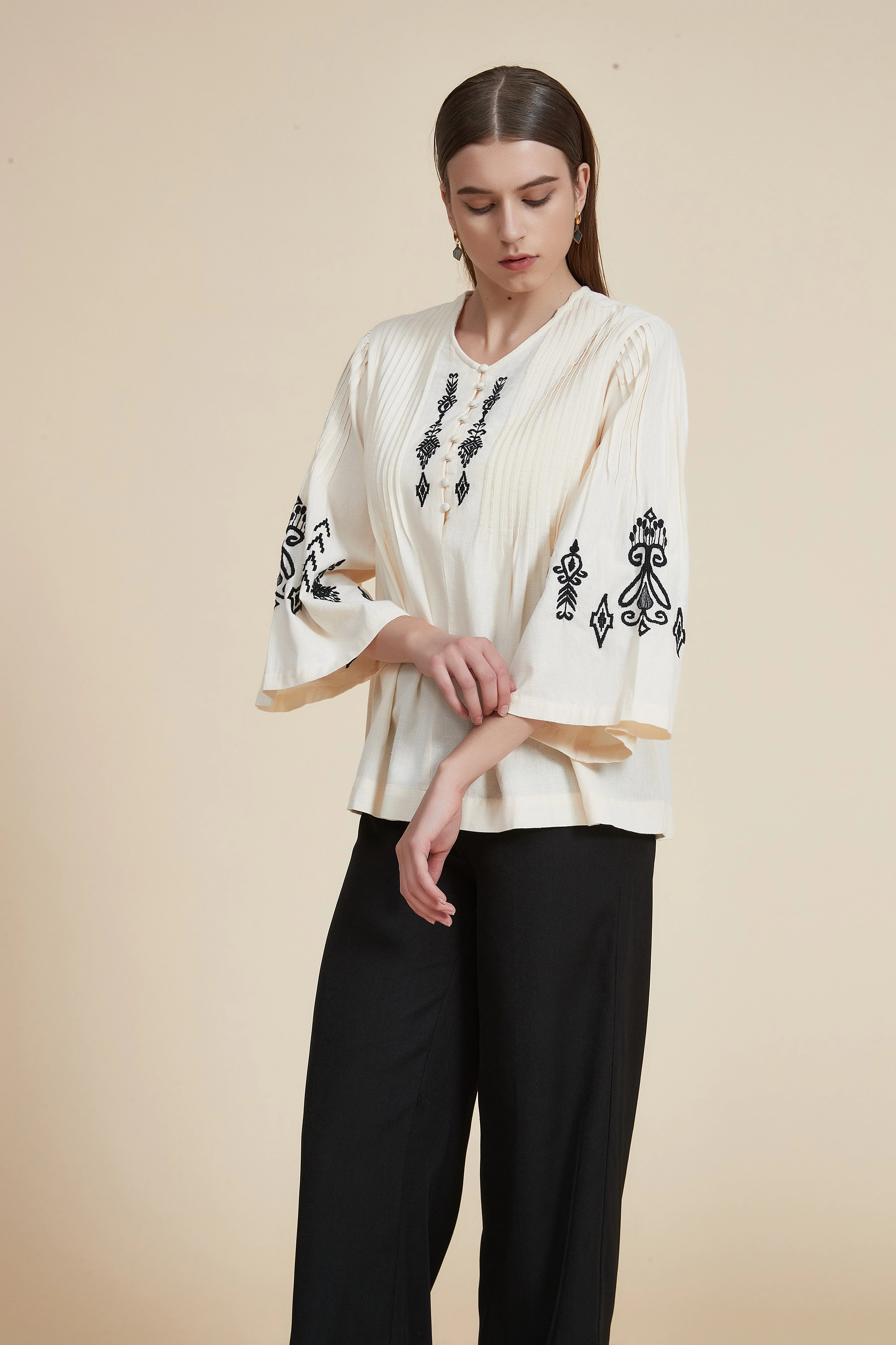 Pleated blouse with wide sleeves - Image 5