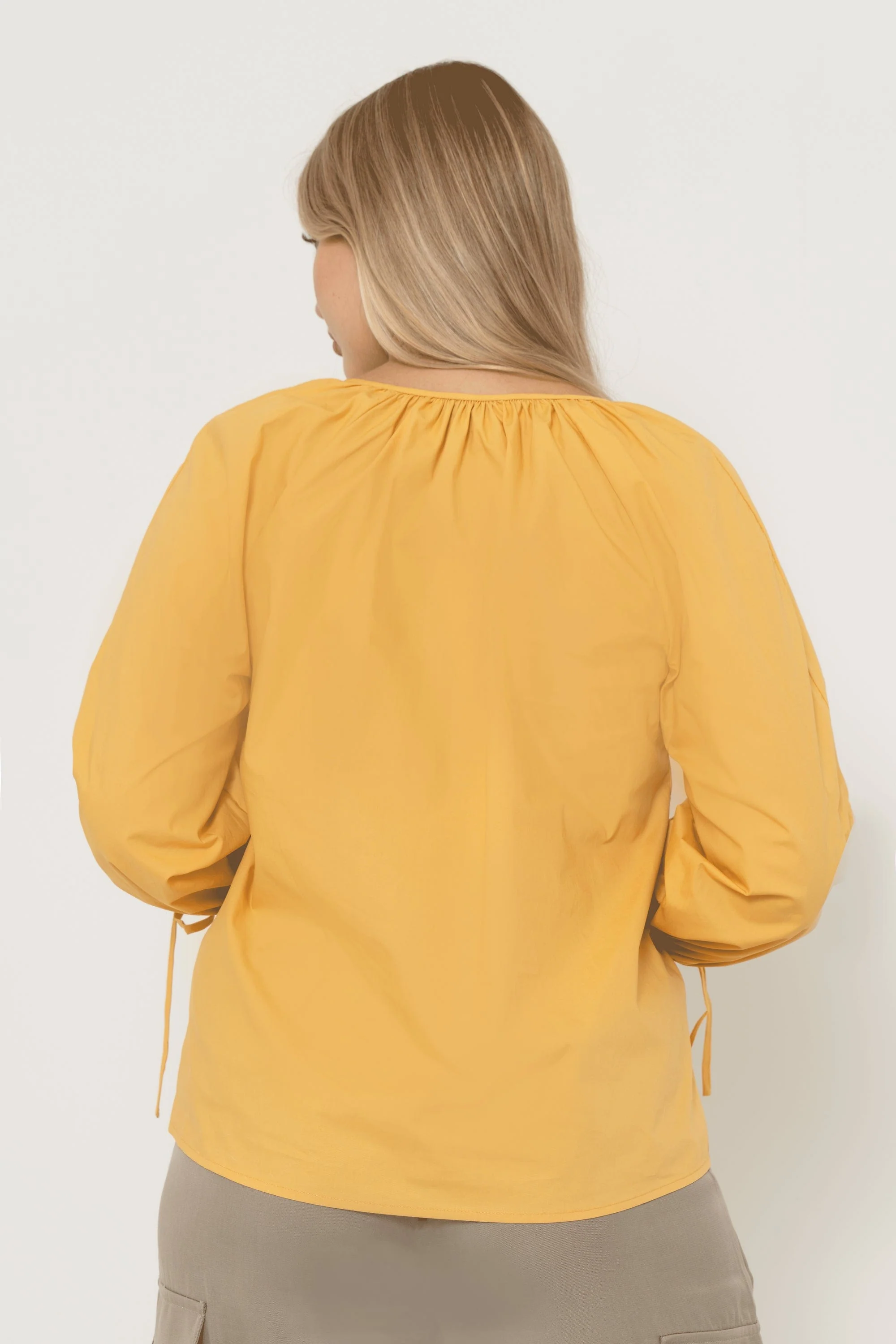 Solid Color Blouse With Heart-Shaped Buttons, Long Sleeves - Image 5