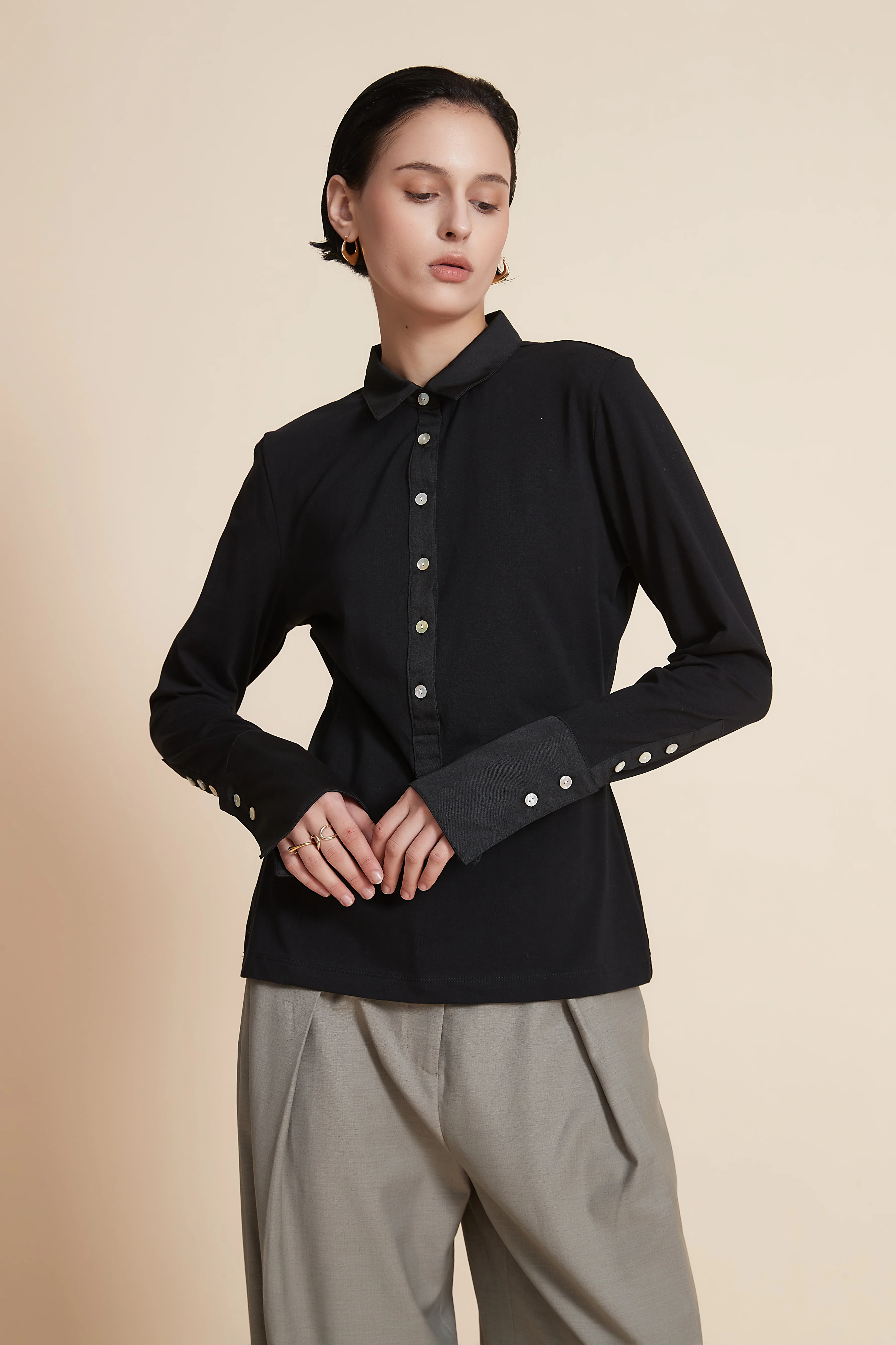 Long-sleeve blouse with a collar - Image 6