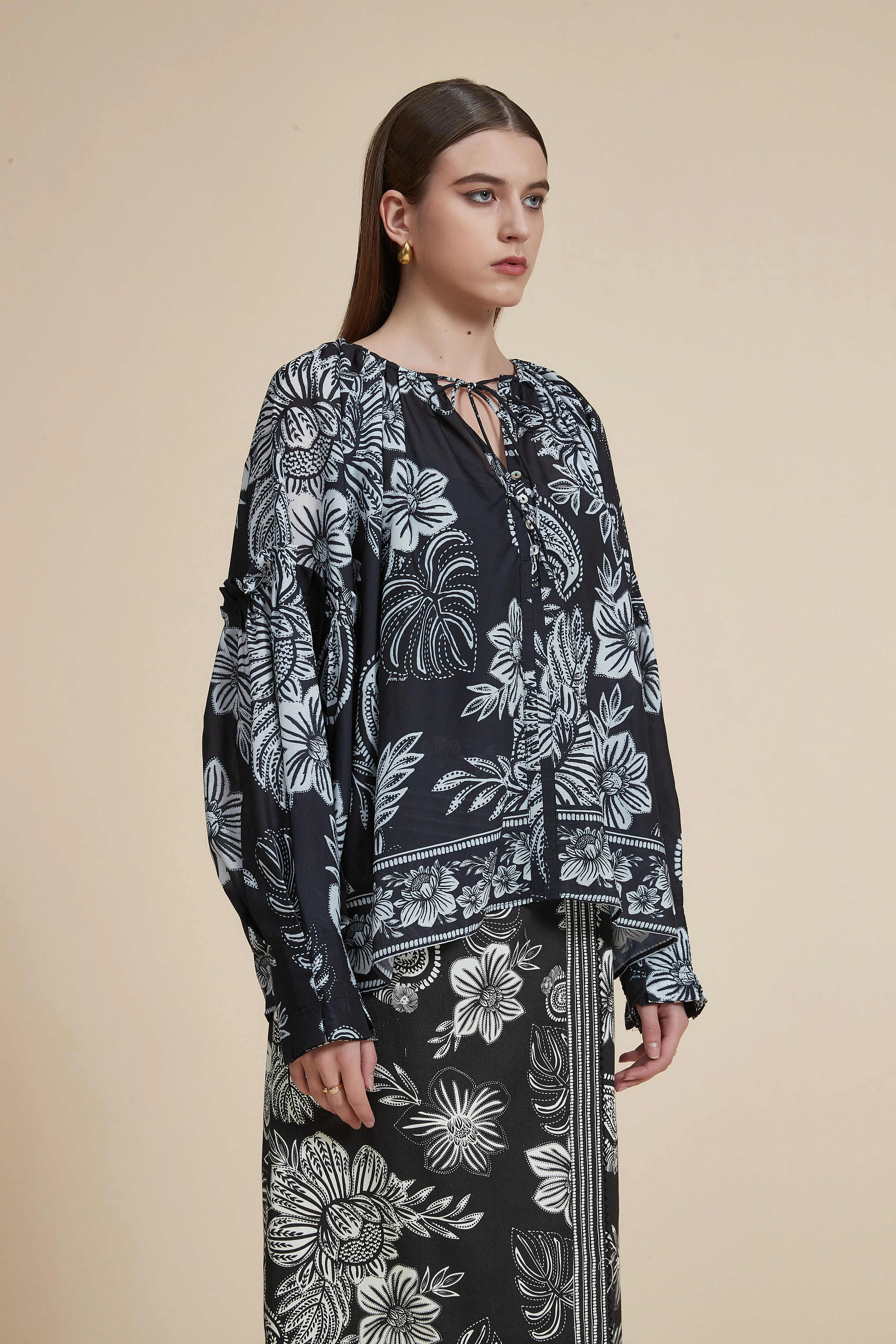 Floral Print Long Sleeve Loose Blouse - Image 4