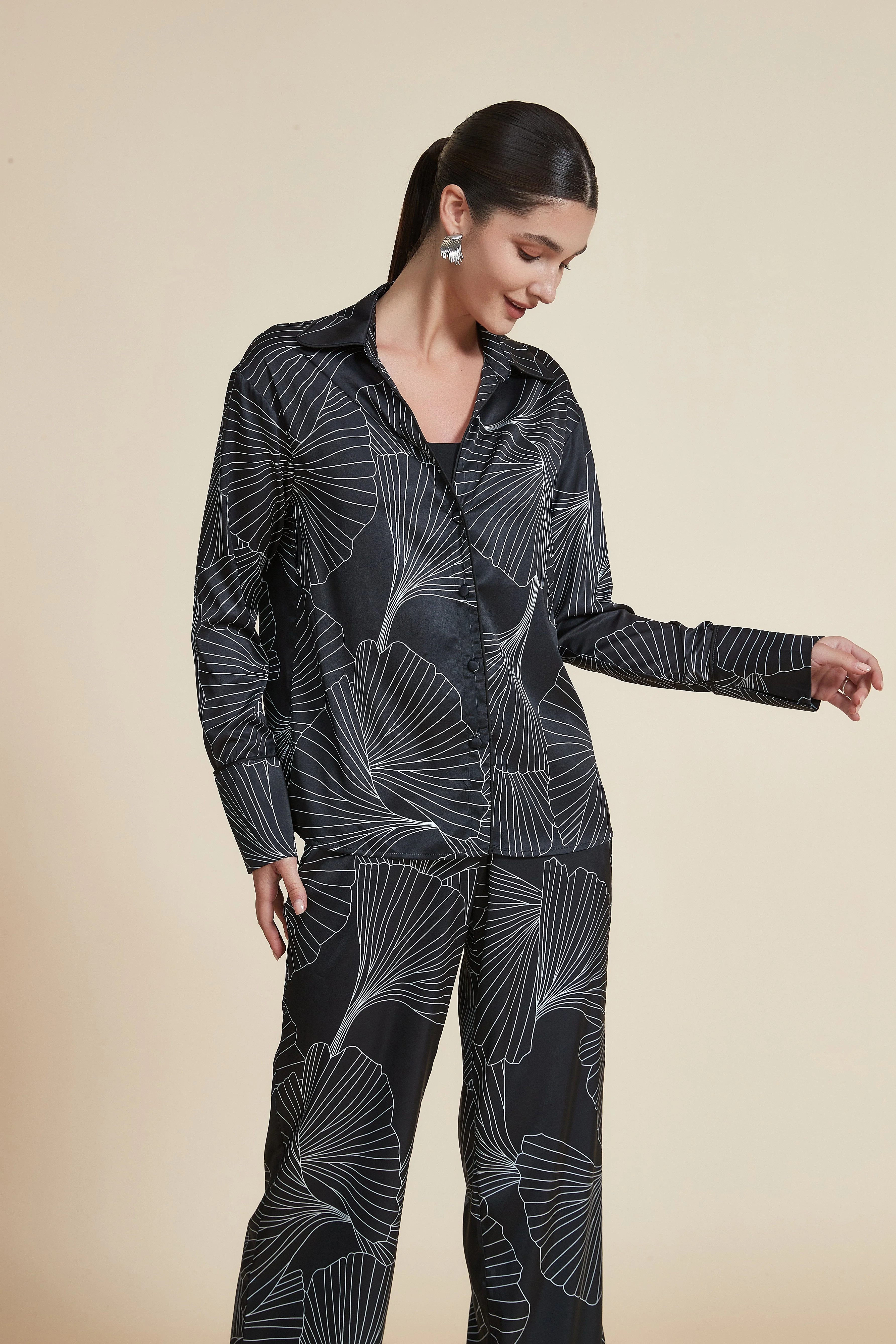 Printed long-sleeve blouse
